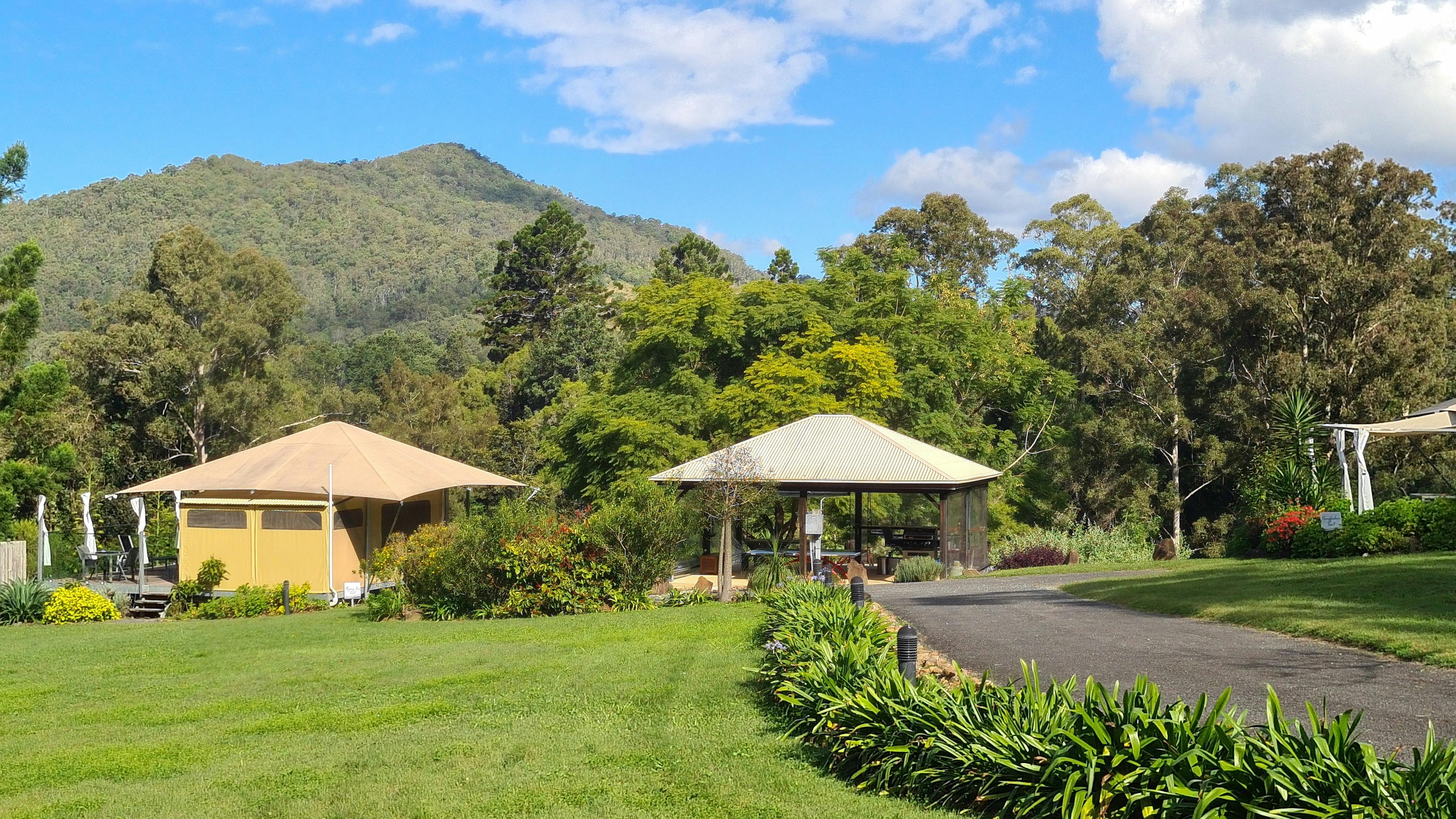 Mountain views to gaze off into nature.