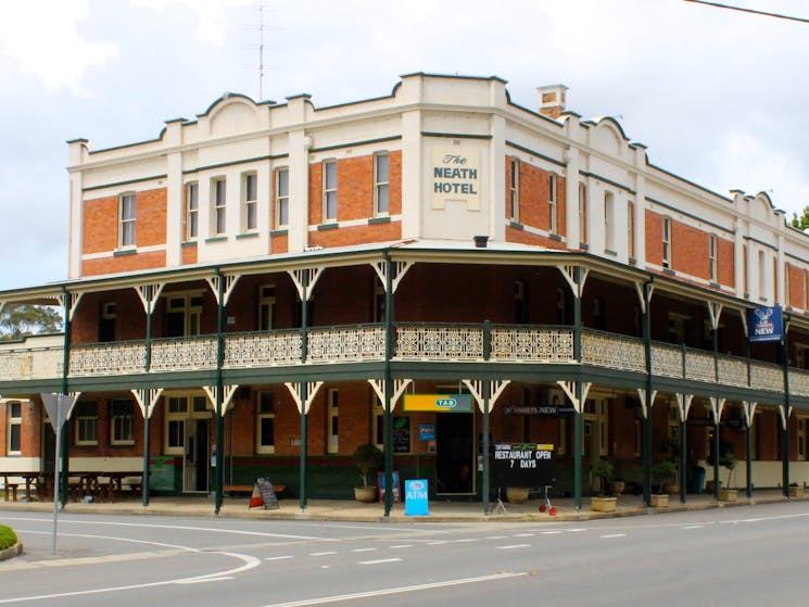 Neath Hotel | NSW Holidays & Accommodation, Things to Do, Attractions ...