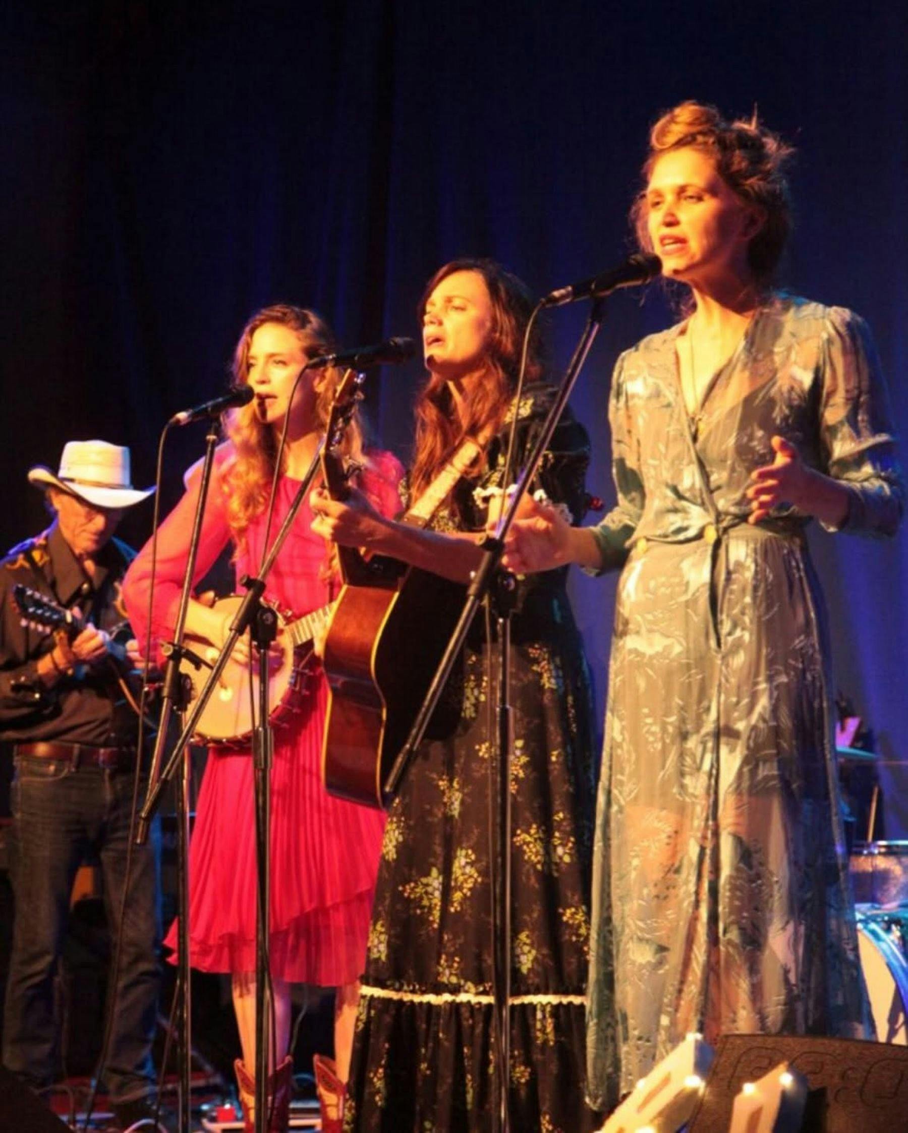 Women of Country – Eltham Hotel