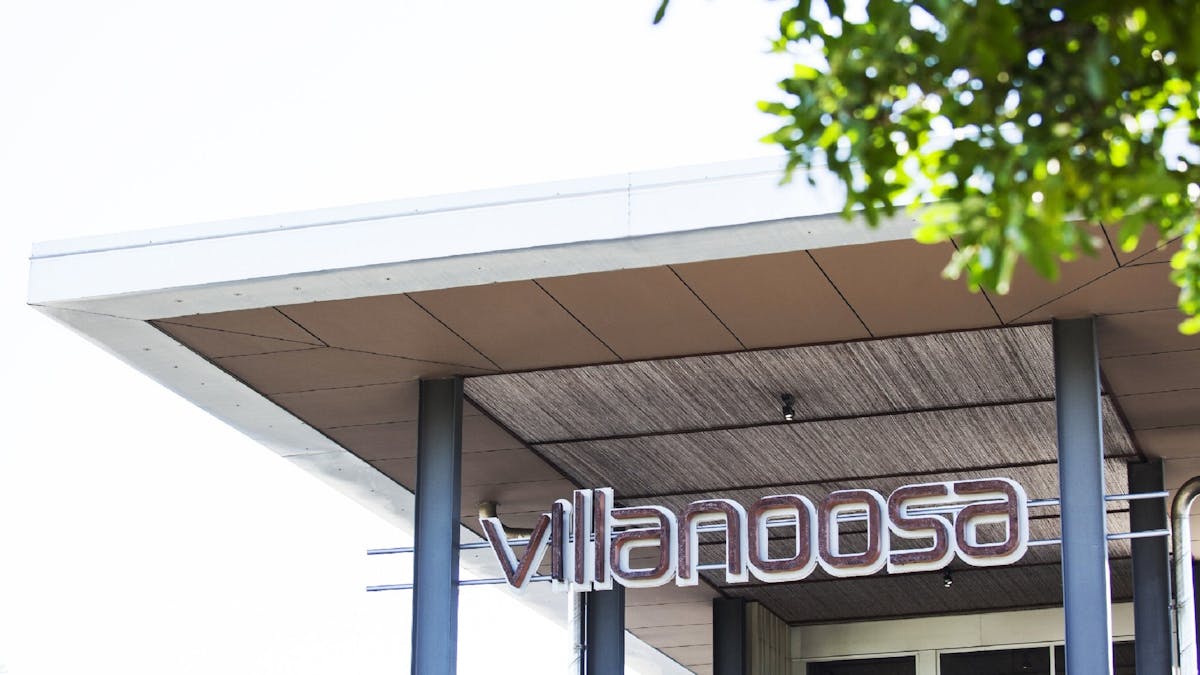 Villa Noosa Hotel