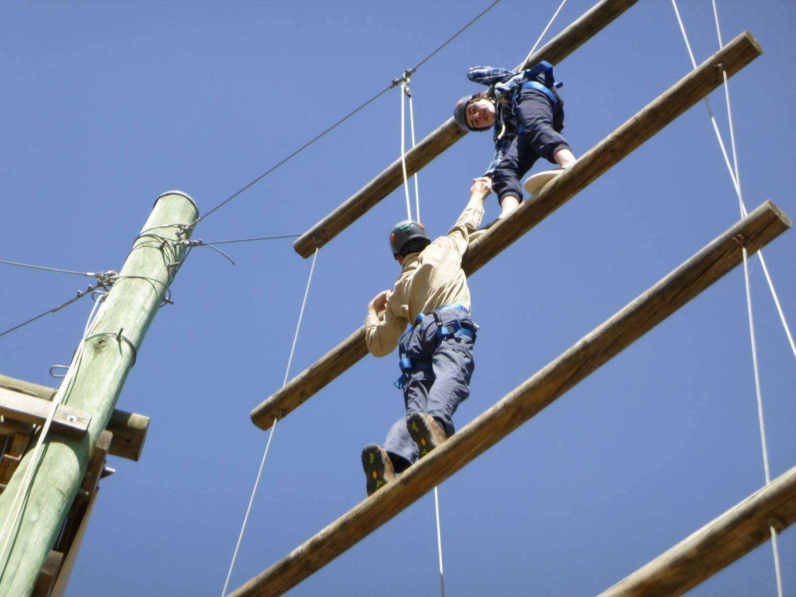 Develop teamwork at Outward Bound