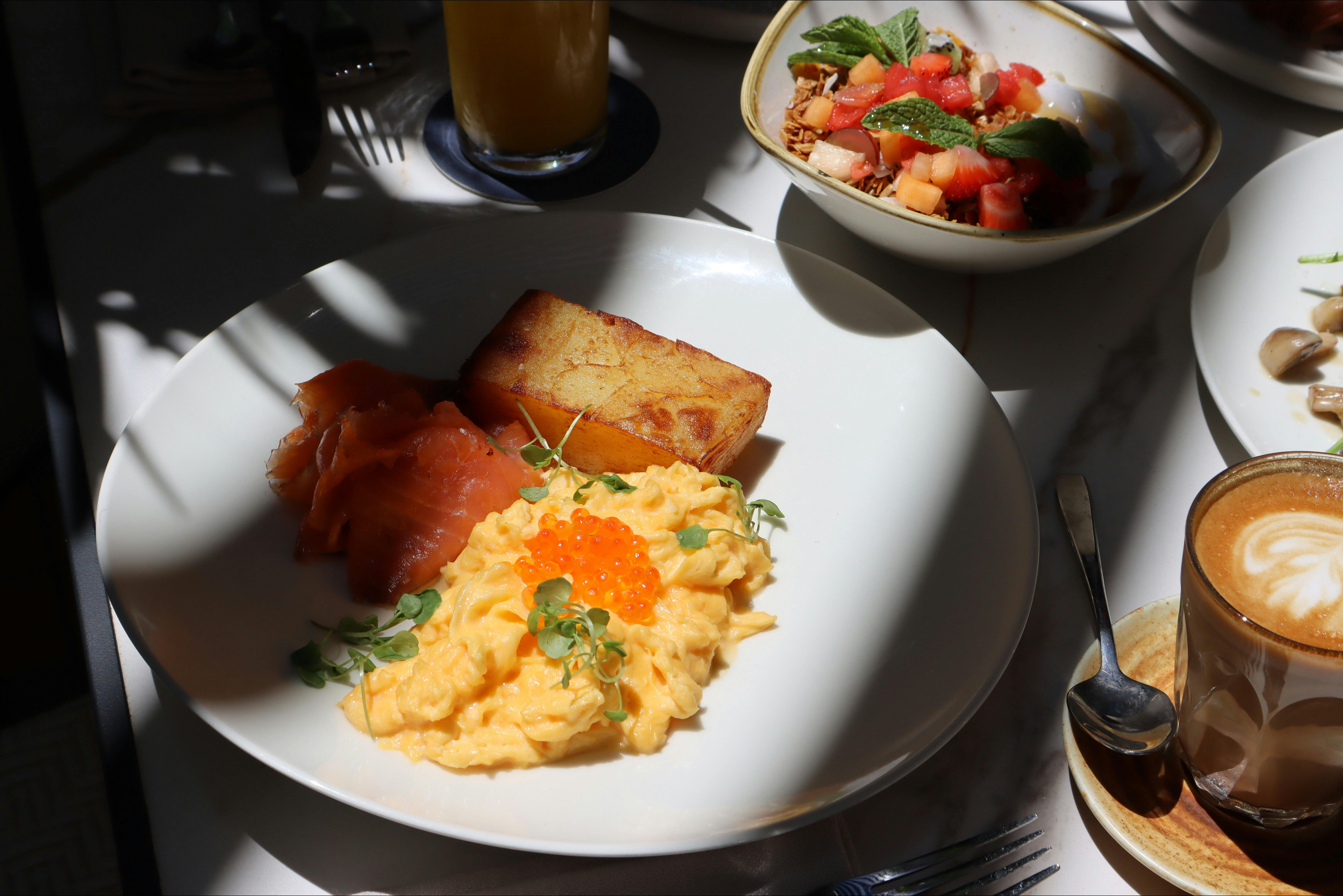 Bisou Bisou Full Breakfast
