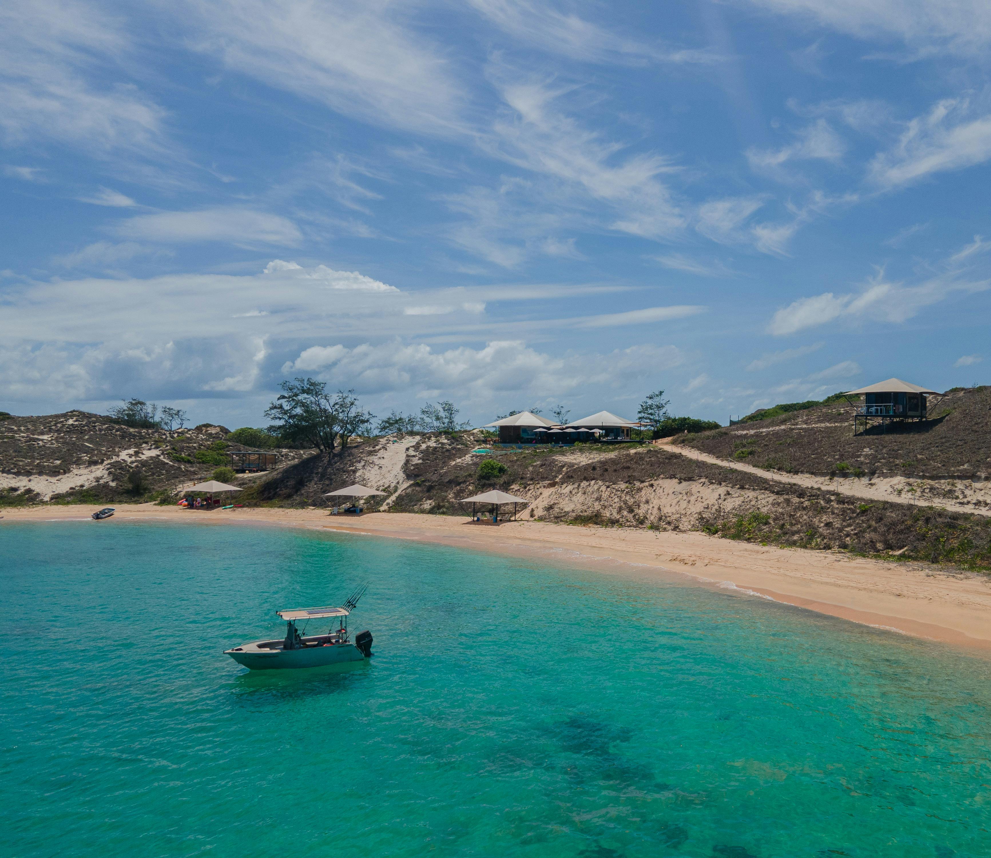 Bremer Island Day Tours