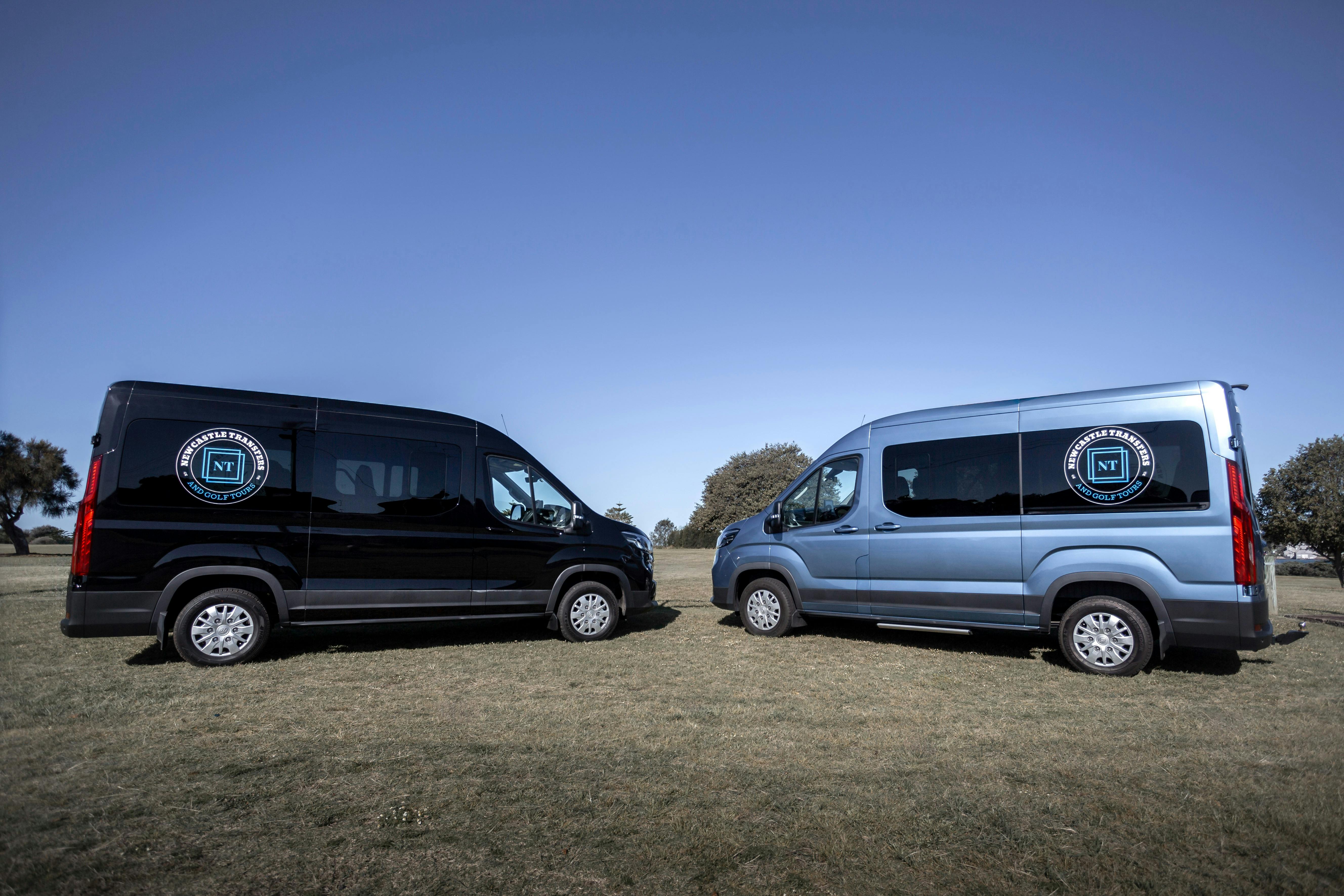 当社が運行する両車両の写真