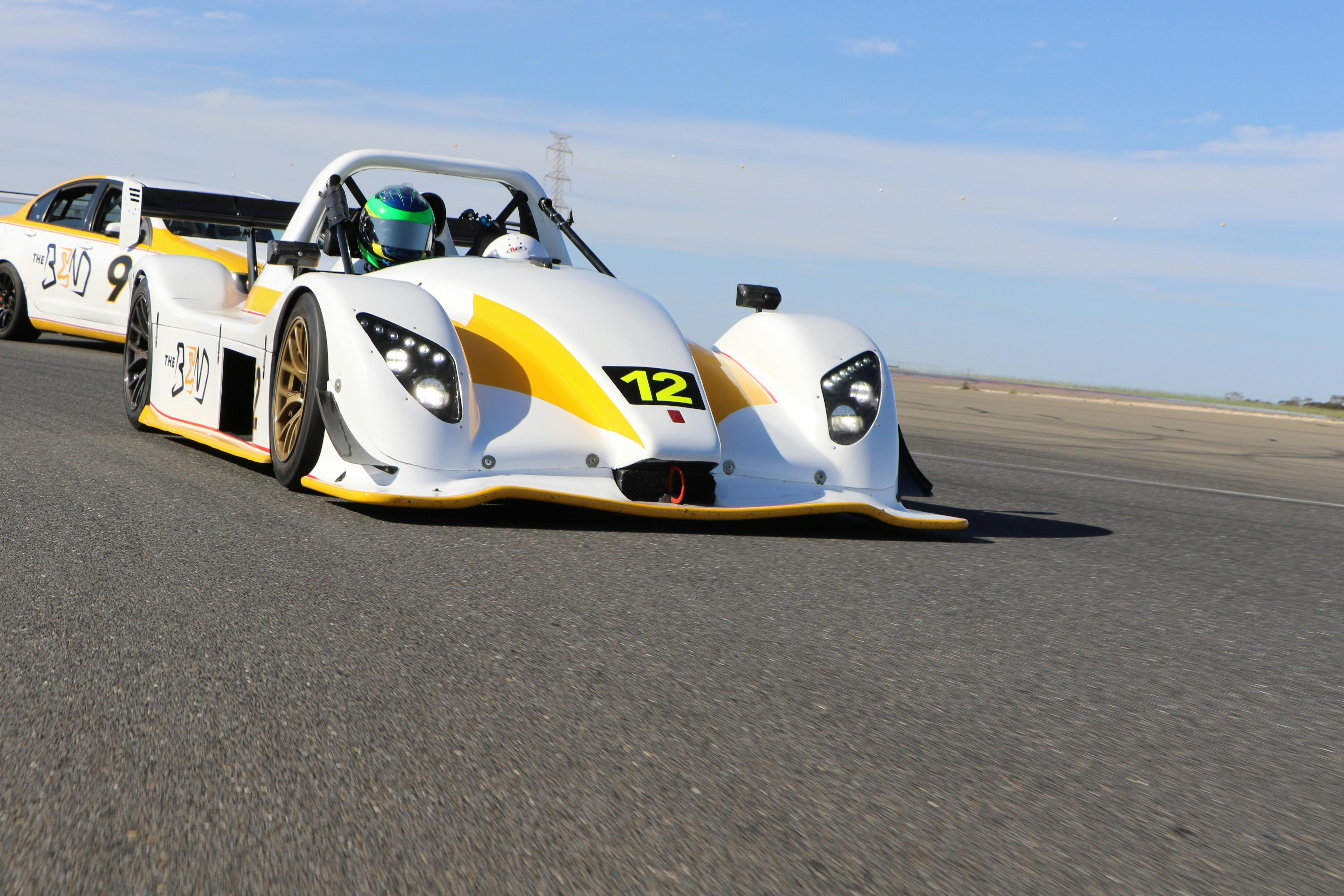Radical SR3 Racecar on track