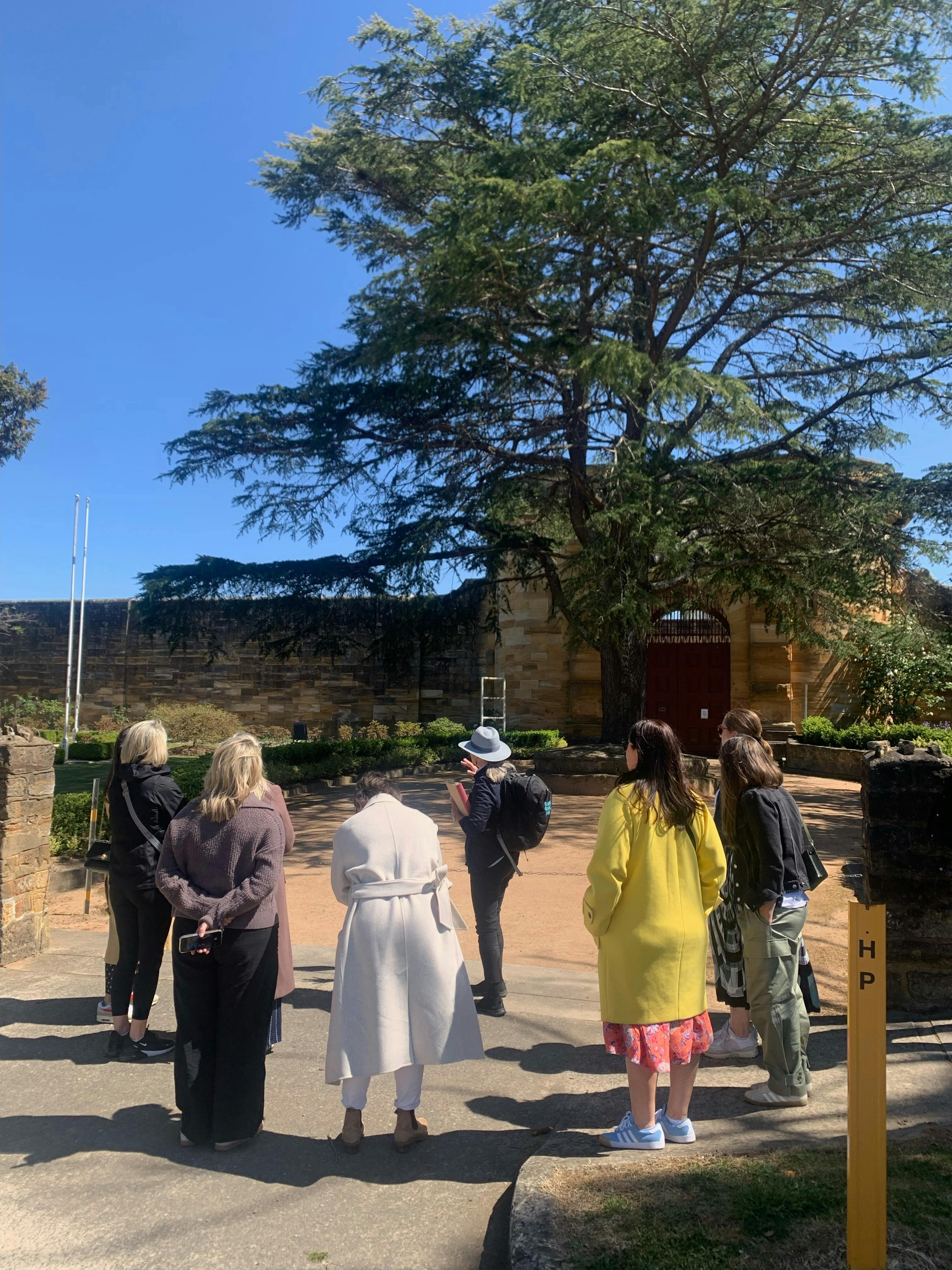 School mums outside Gaol
