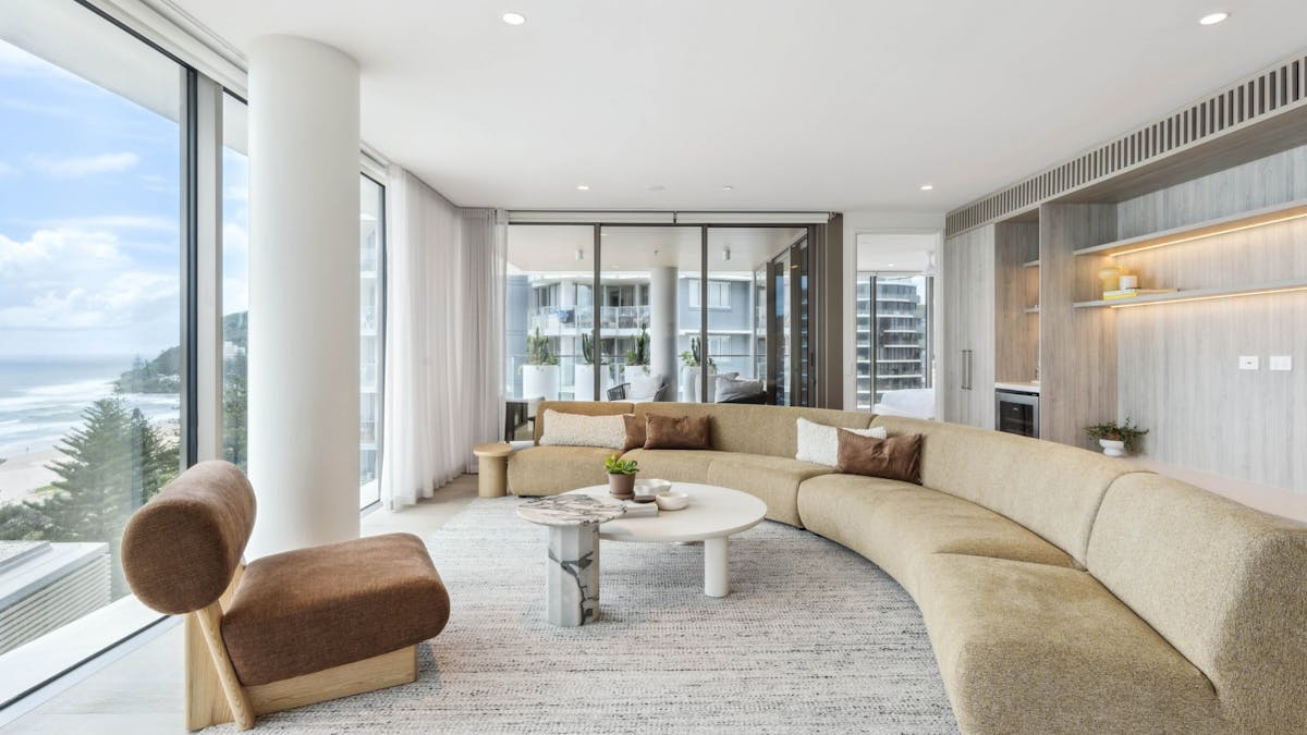 3 Bedroom unit in Burleigh - Lounge
