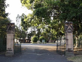 Toowong Cemetery