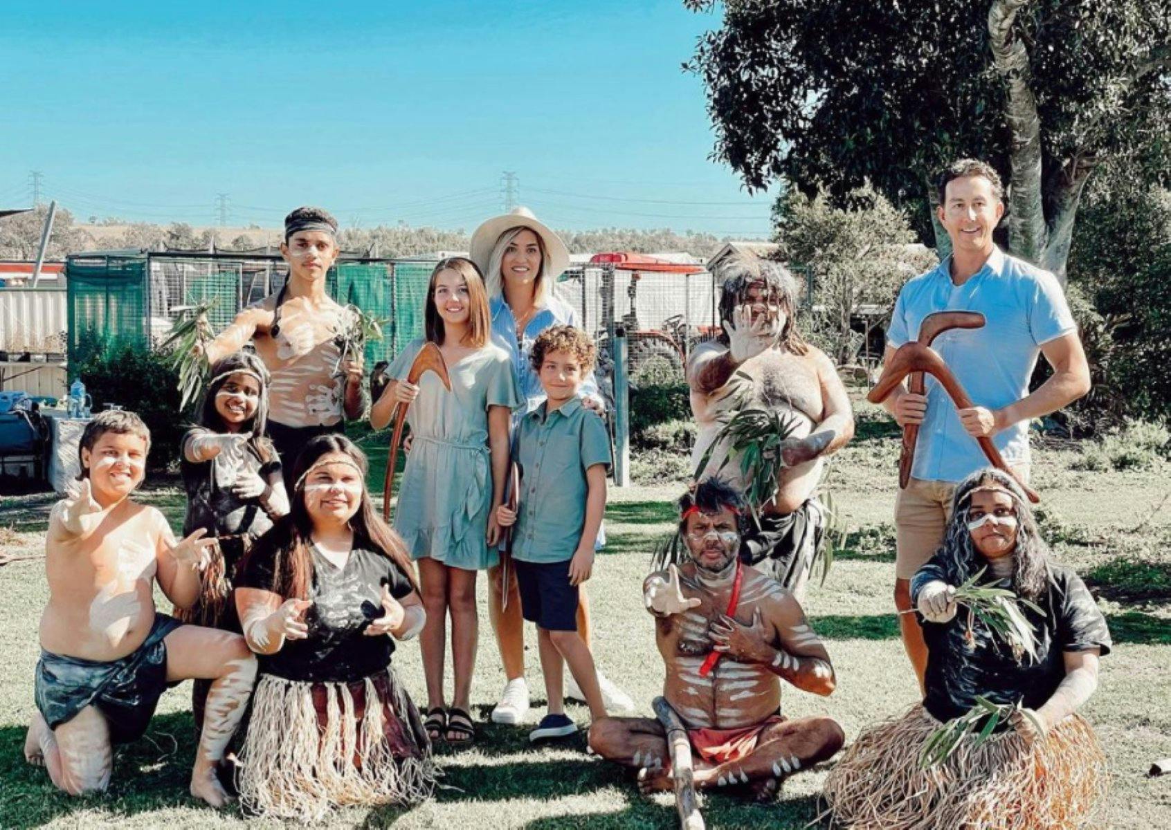 The Tye Family and Yugara Dancers