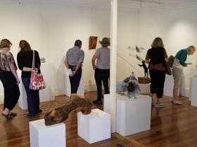 Viewing the sculpture exhibition Herring Island Gallery January 2023