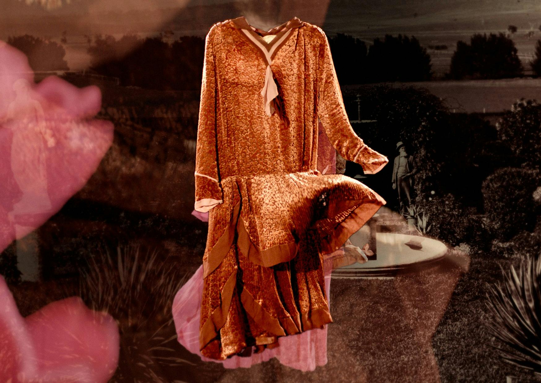 An old fashioned brown/prink coloured dress
