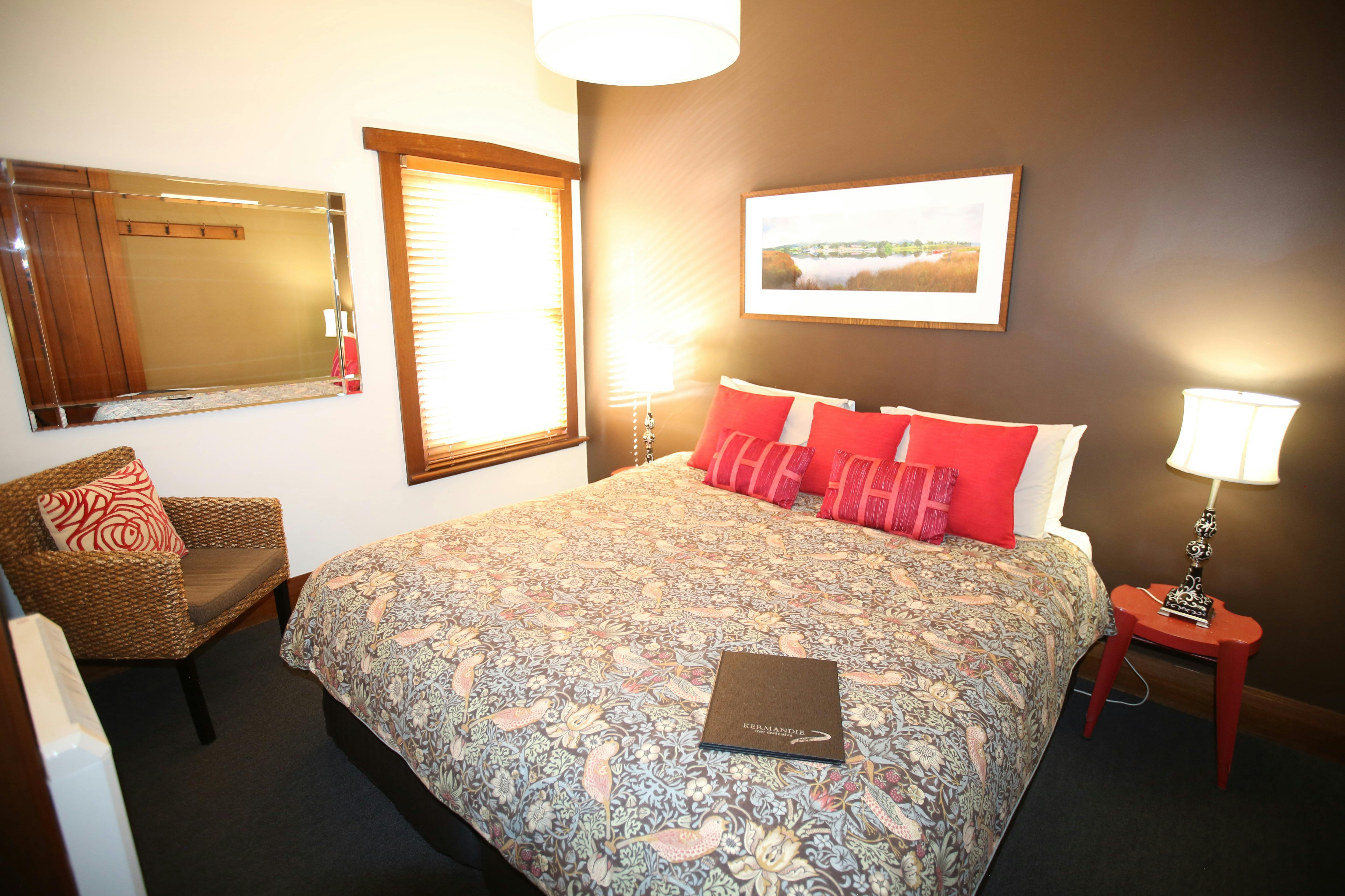 Heritage Style King Room