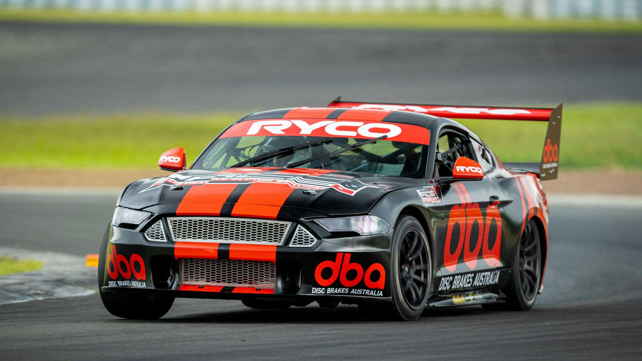 V8 Race Experience Queensland Raceway