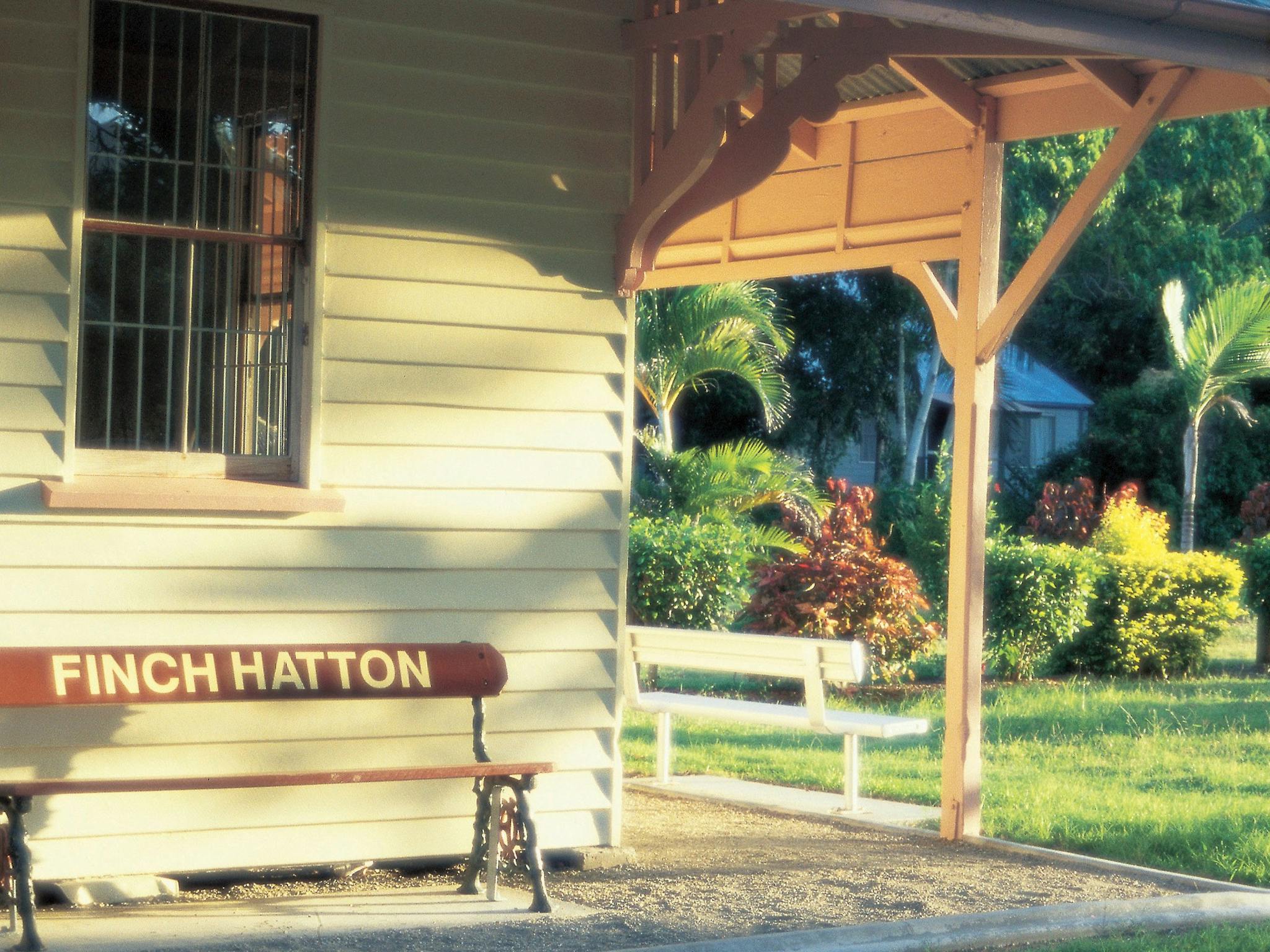 Finch Hatton Railway Station