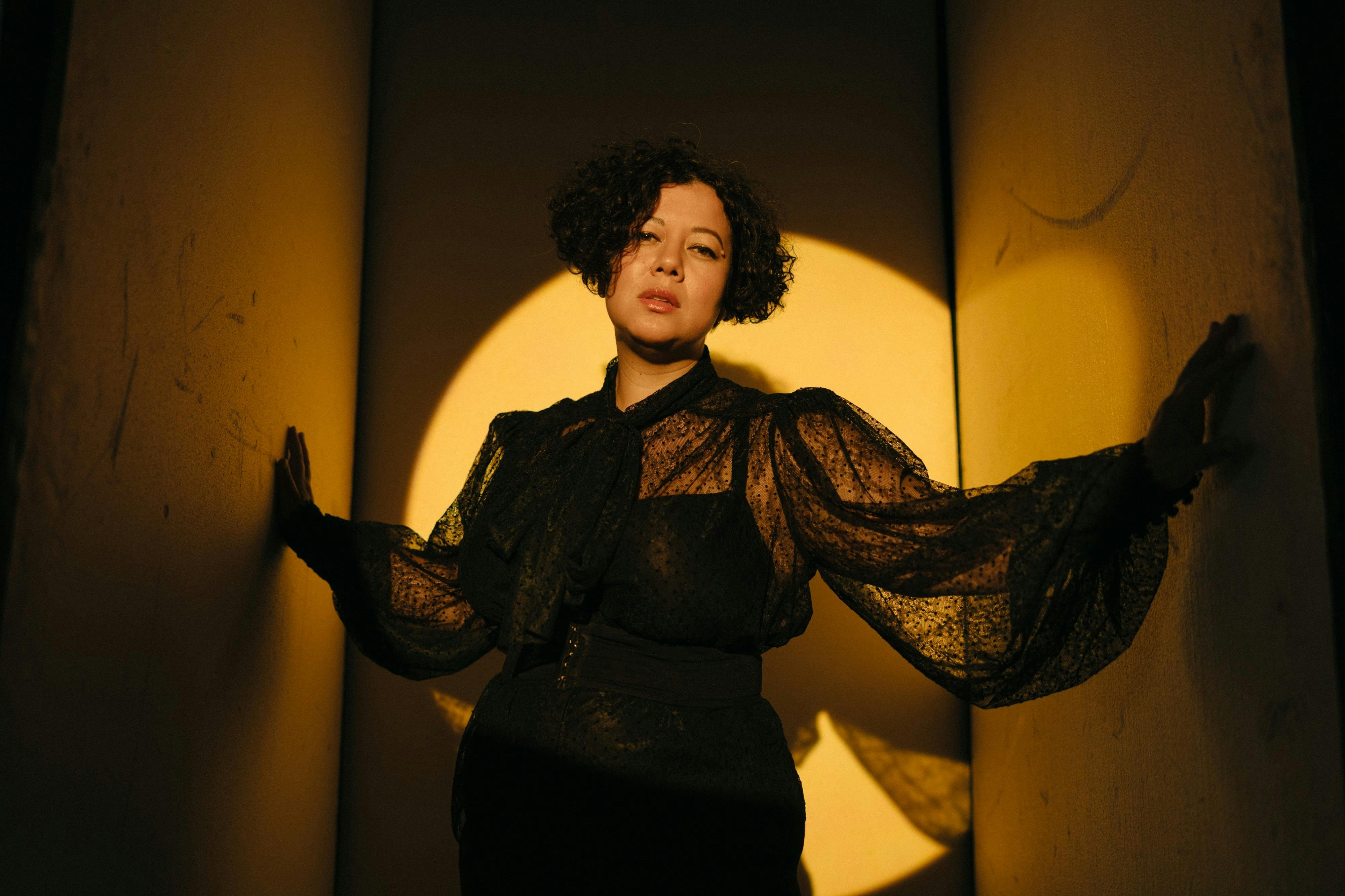 MAHALIA BARNES