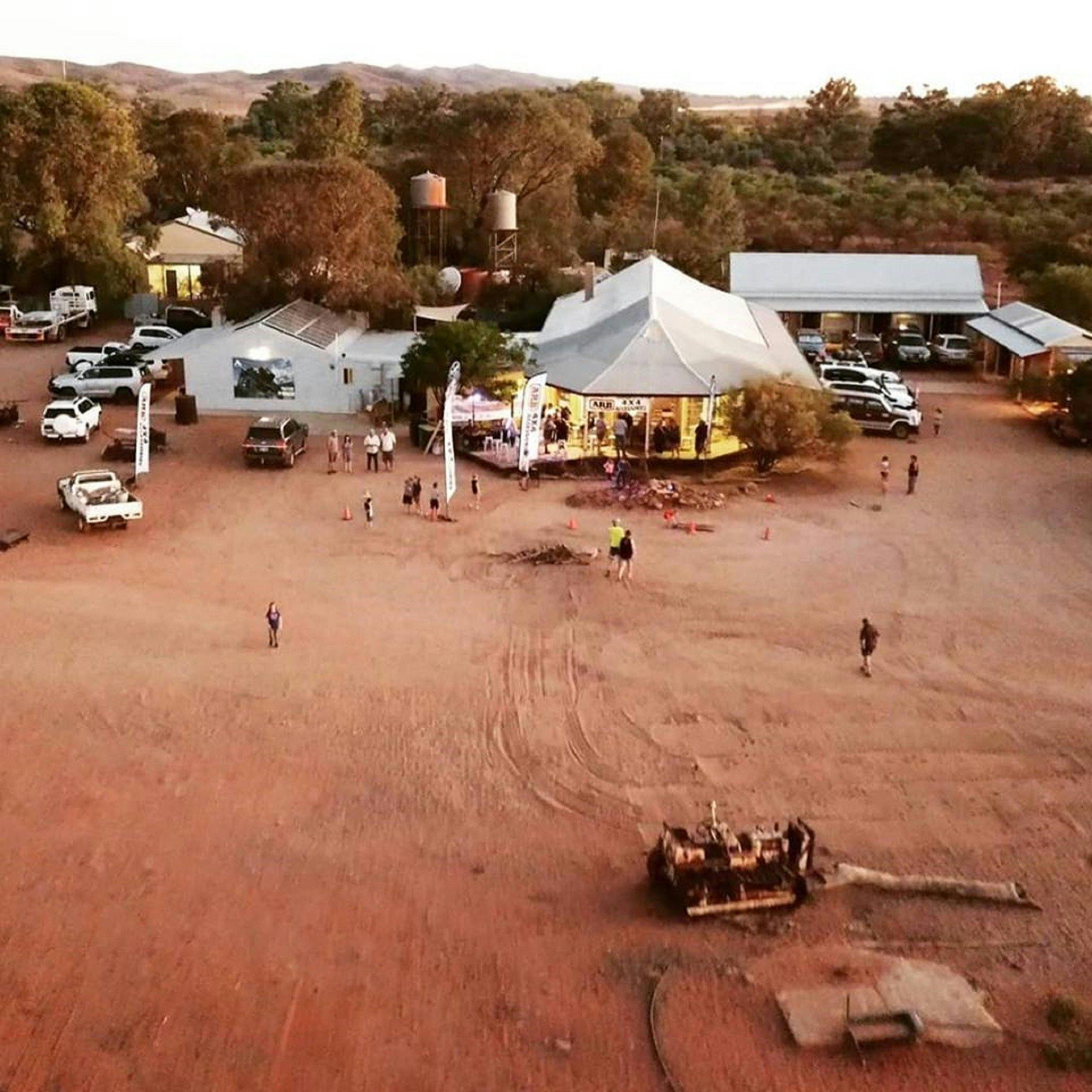 Eldee Station Sunset Four Wheel Drive Tag Along Tour