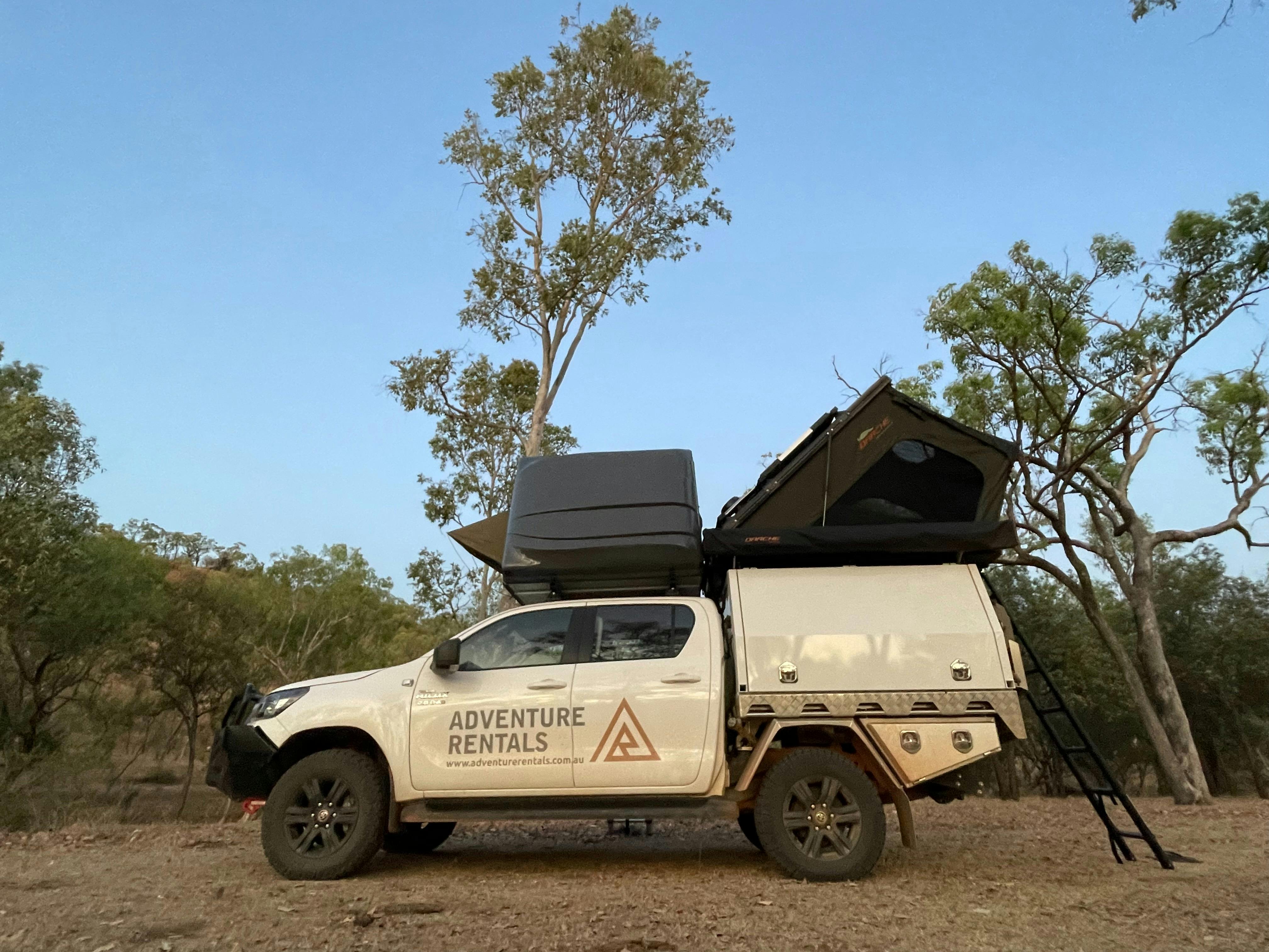 Toyota Hilux 4WD Camper Dual Rooftop Tent