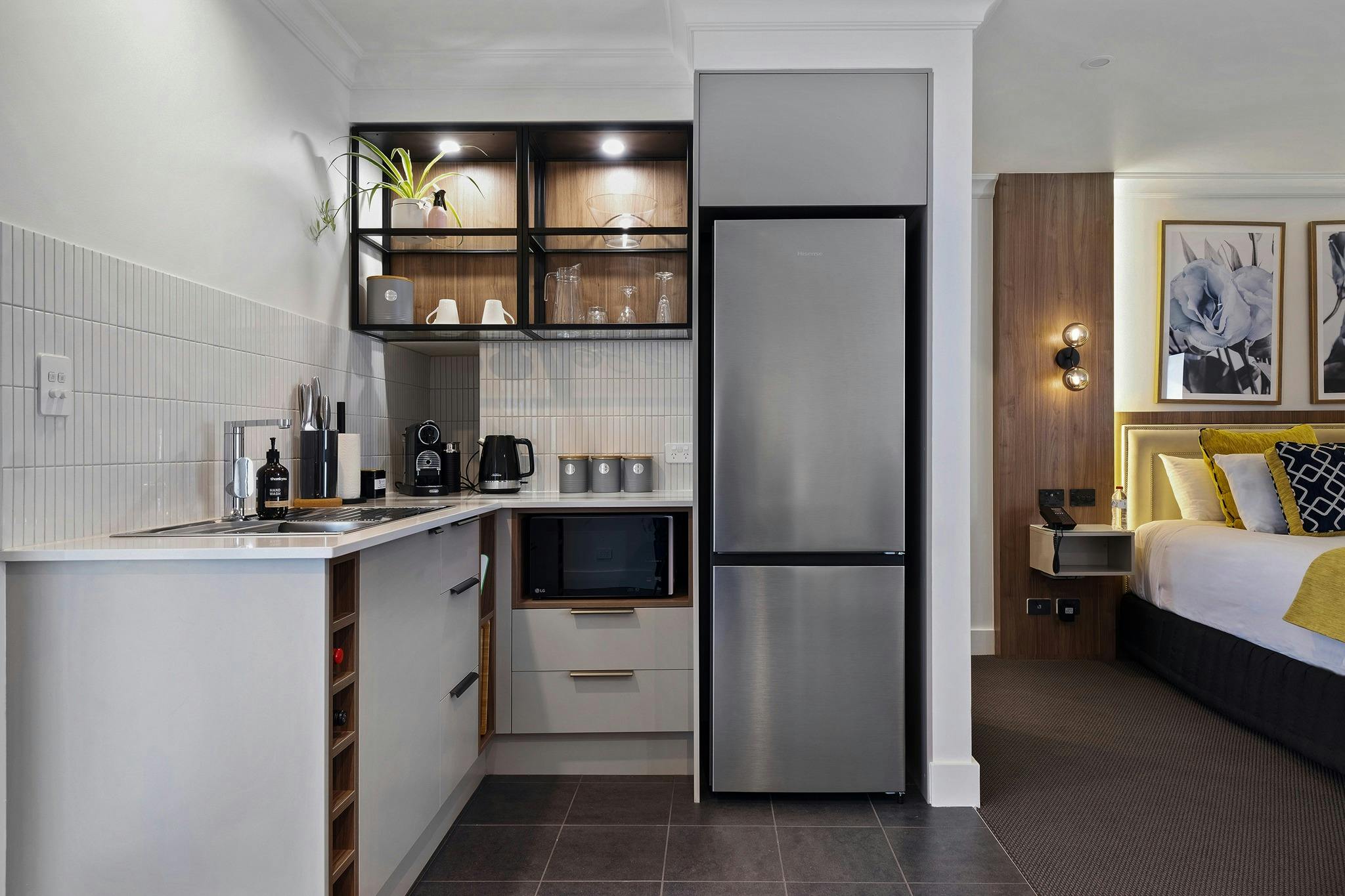 Kitchenette in Premier King Studio