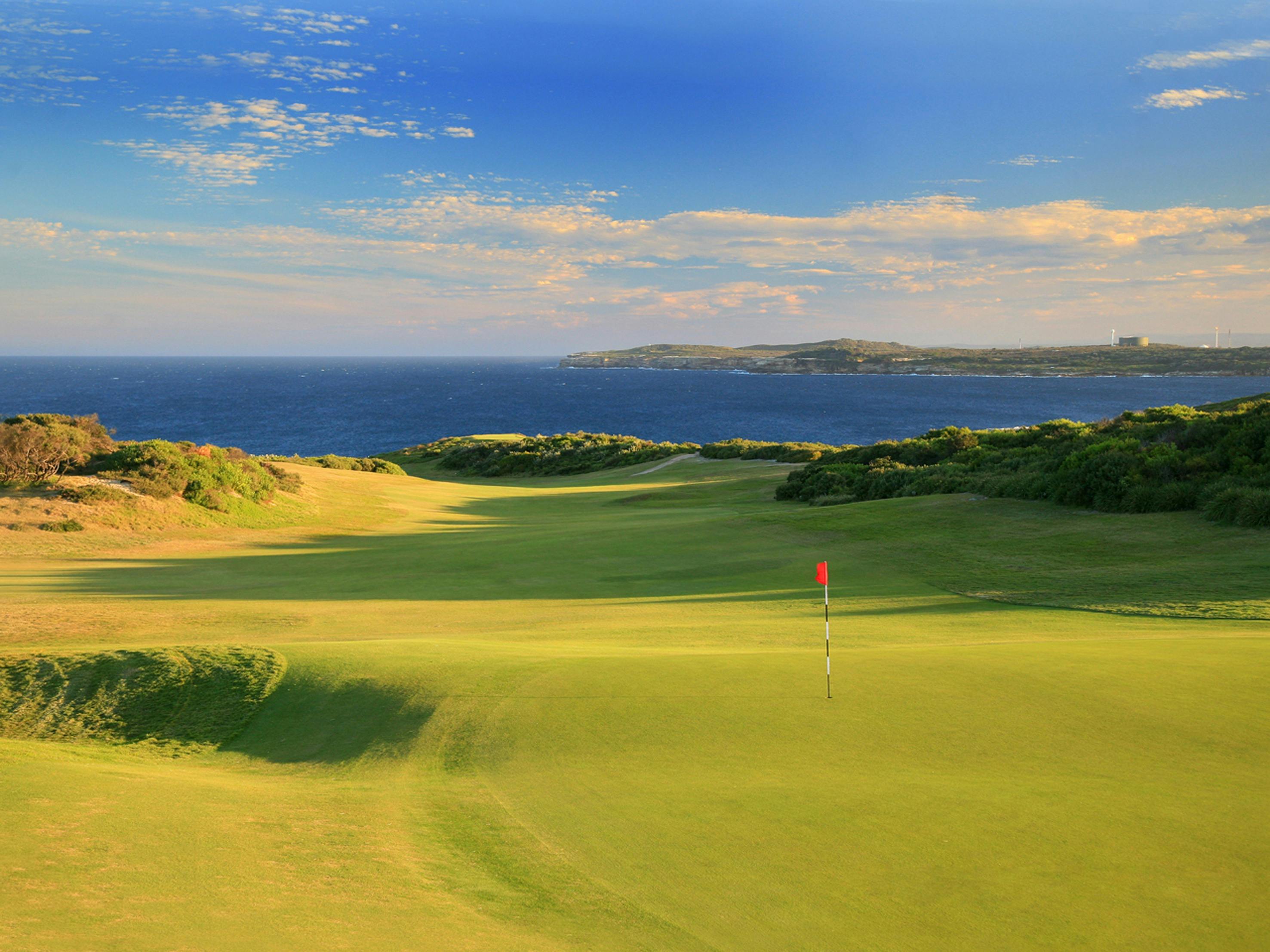 LuxGolf