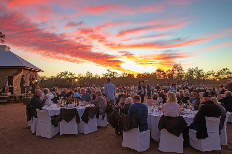 Highlights of the Heartland Holiday Package