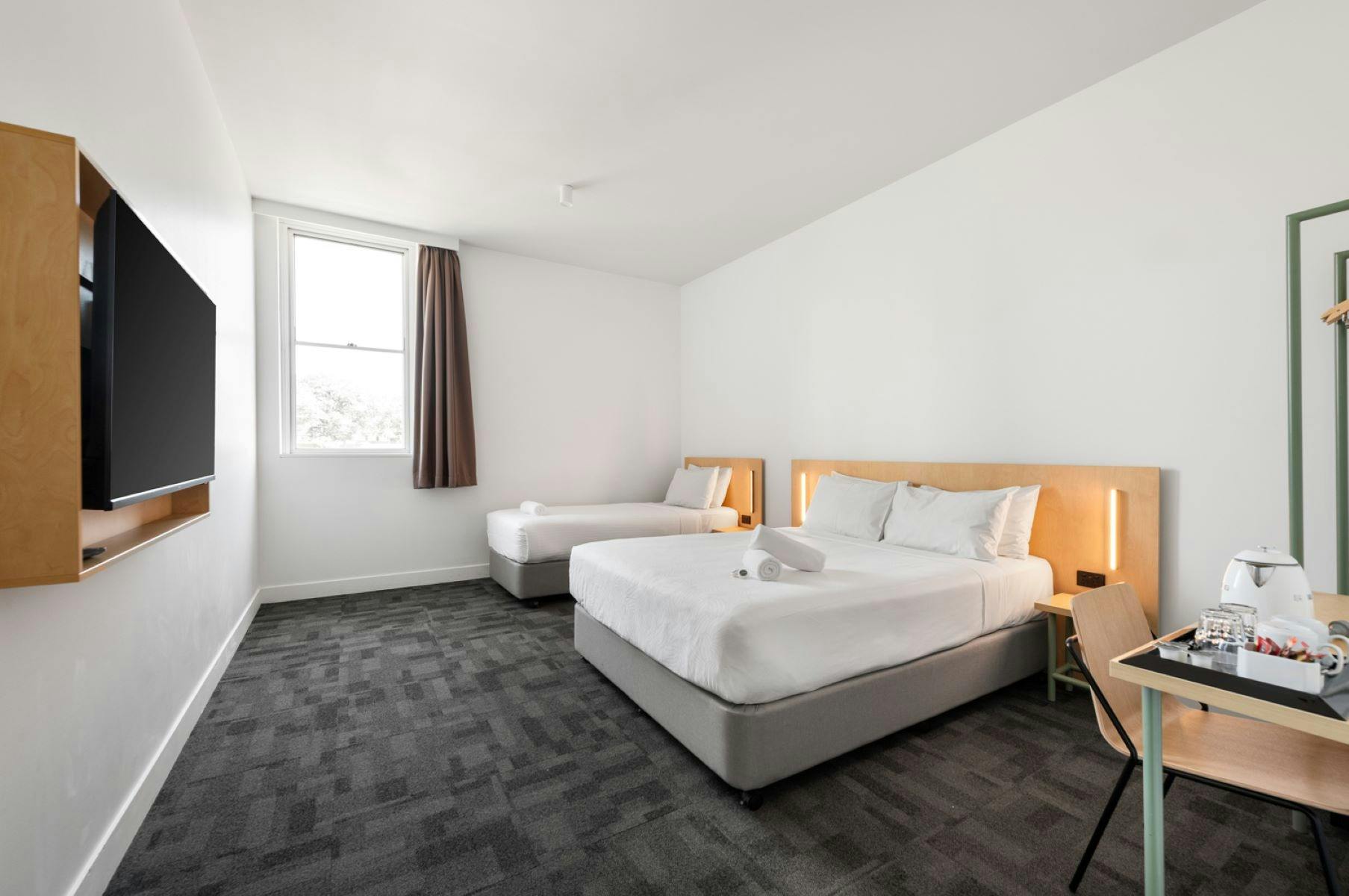 Queen Plus 1 Ensuite