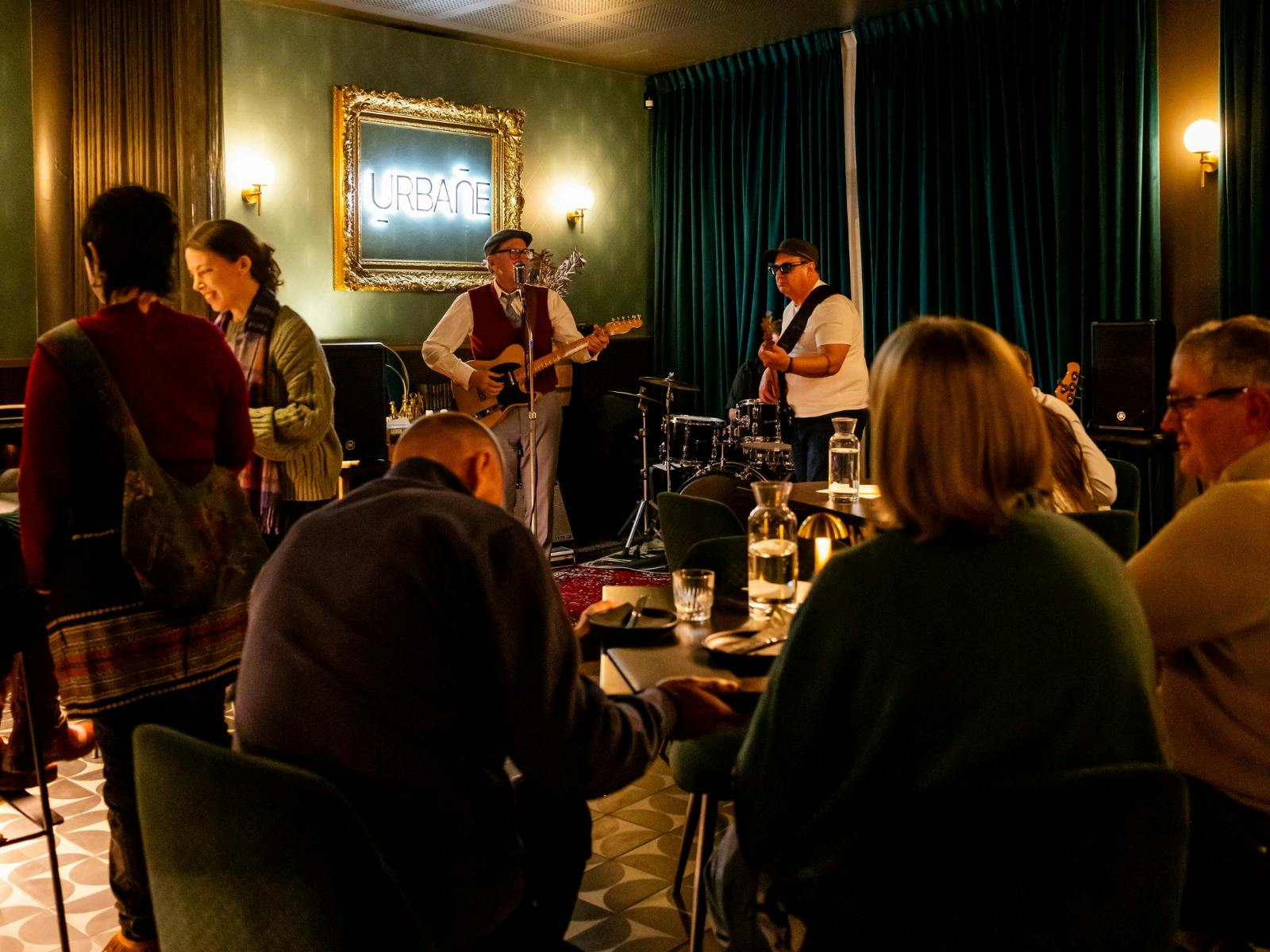 Richard Steele playing music at bar urbane in launceston