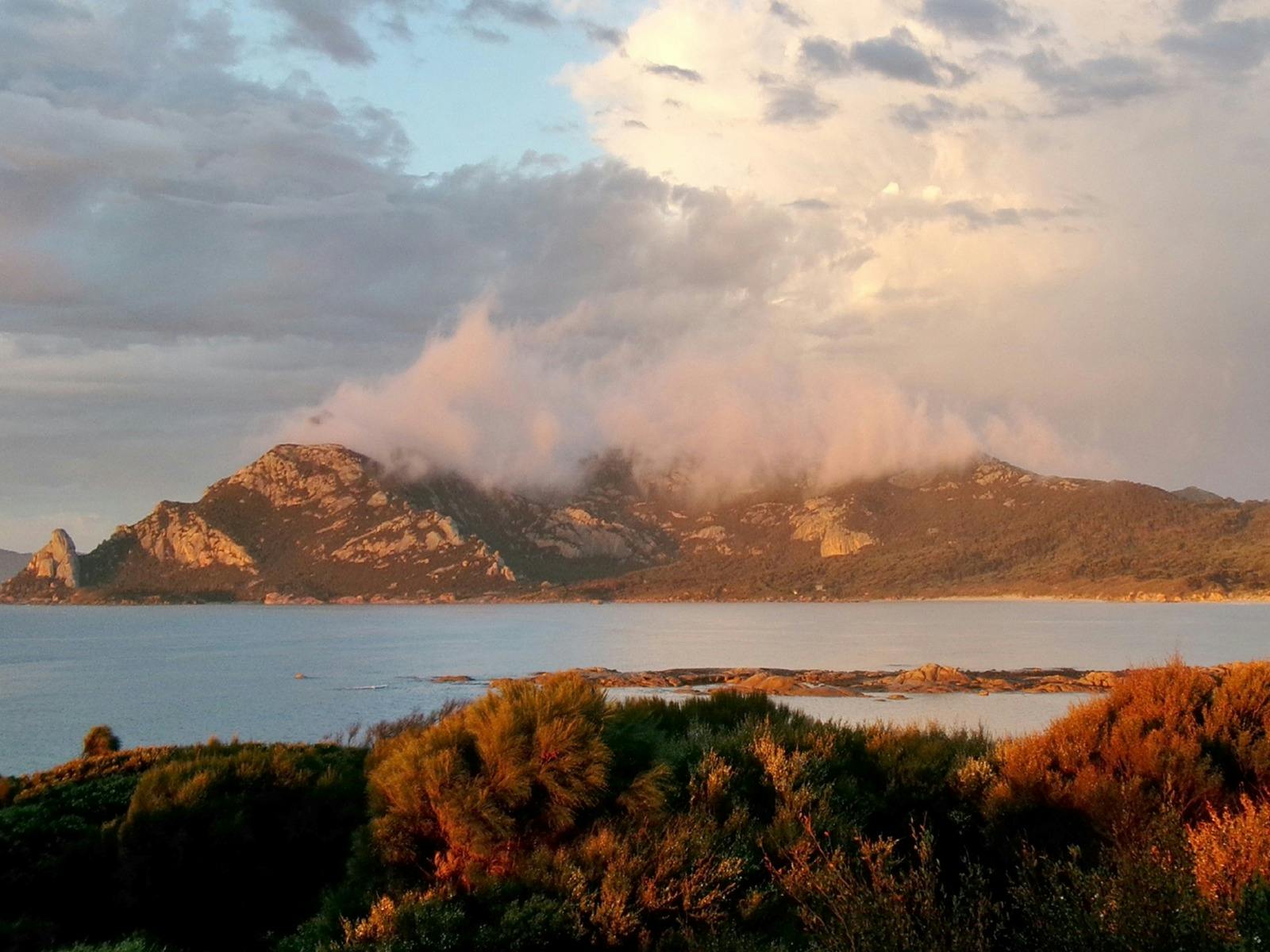 Stay longer on Flinders Island image