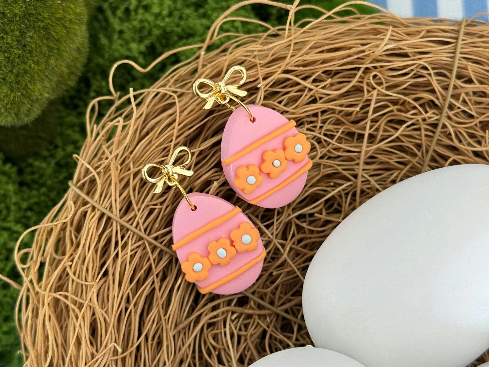 This special workshop invites families to slow down, enjoy a creative moment side by side