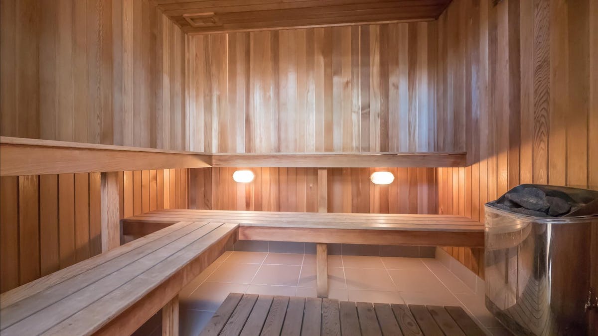 Hot sauna