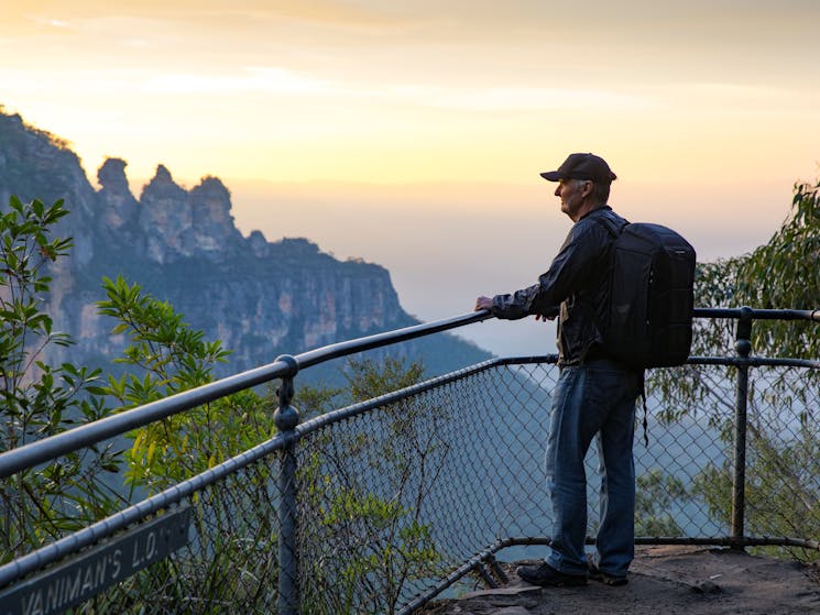 Autopia Tours - Blue Mountains Sunset - Furber Steps, Three Sisters