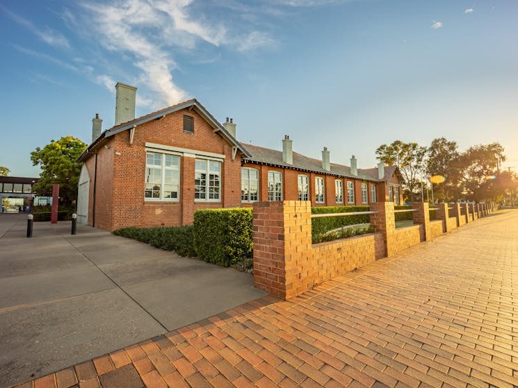 Western Plains Cultural Centre