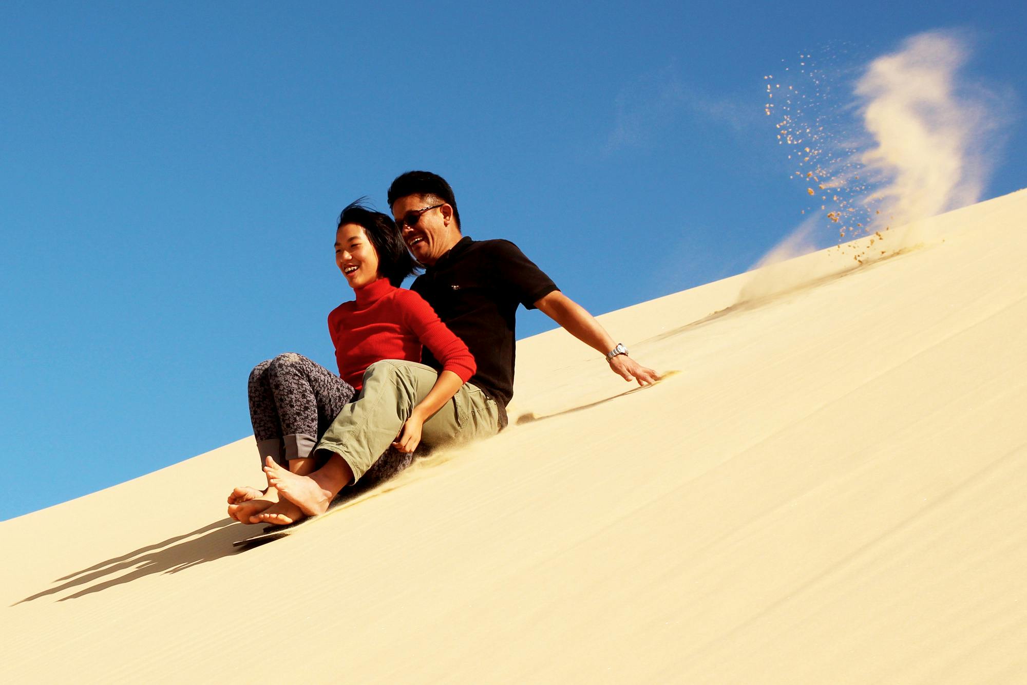 Sandboarding Port Stephens