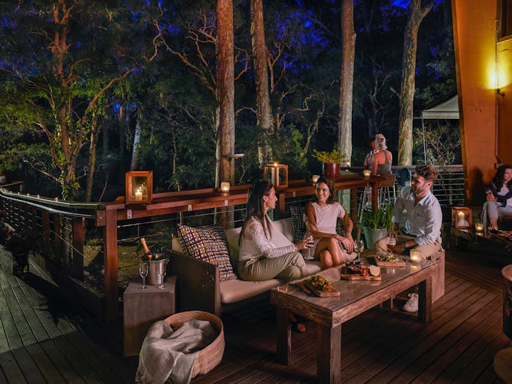 Enjoy local beer and regional wines as the sun goes down on the Sundowner deck at the Gunyah