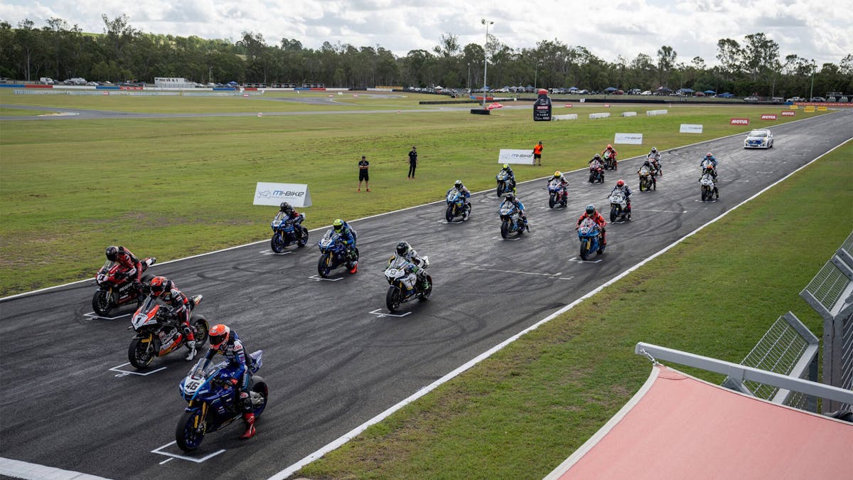 Superbikes line up on the starting grid
