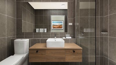 Abode Murrumbateman guest room ensuite