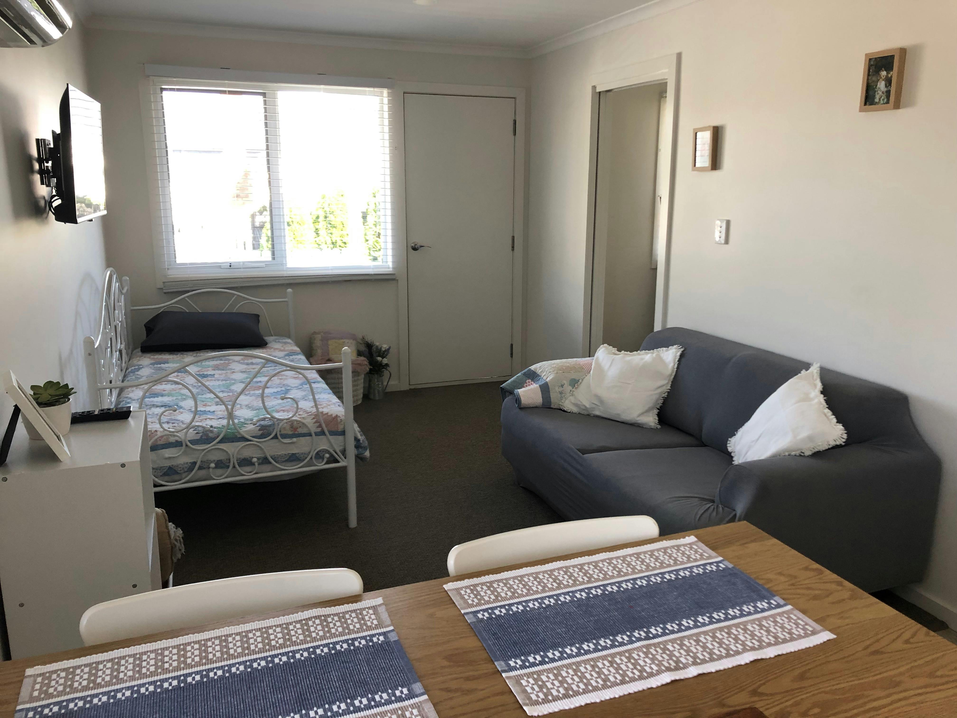 'Kookaburra Cottage' Cressy Tasmania All Discover