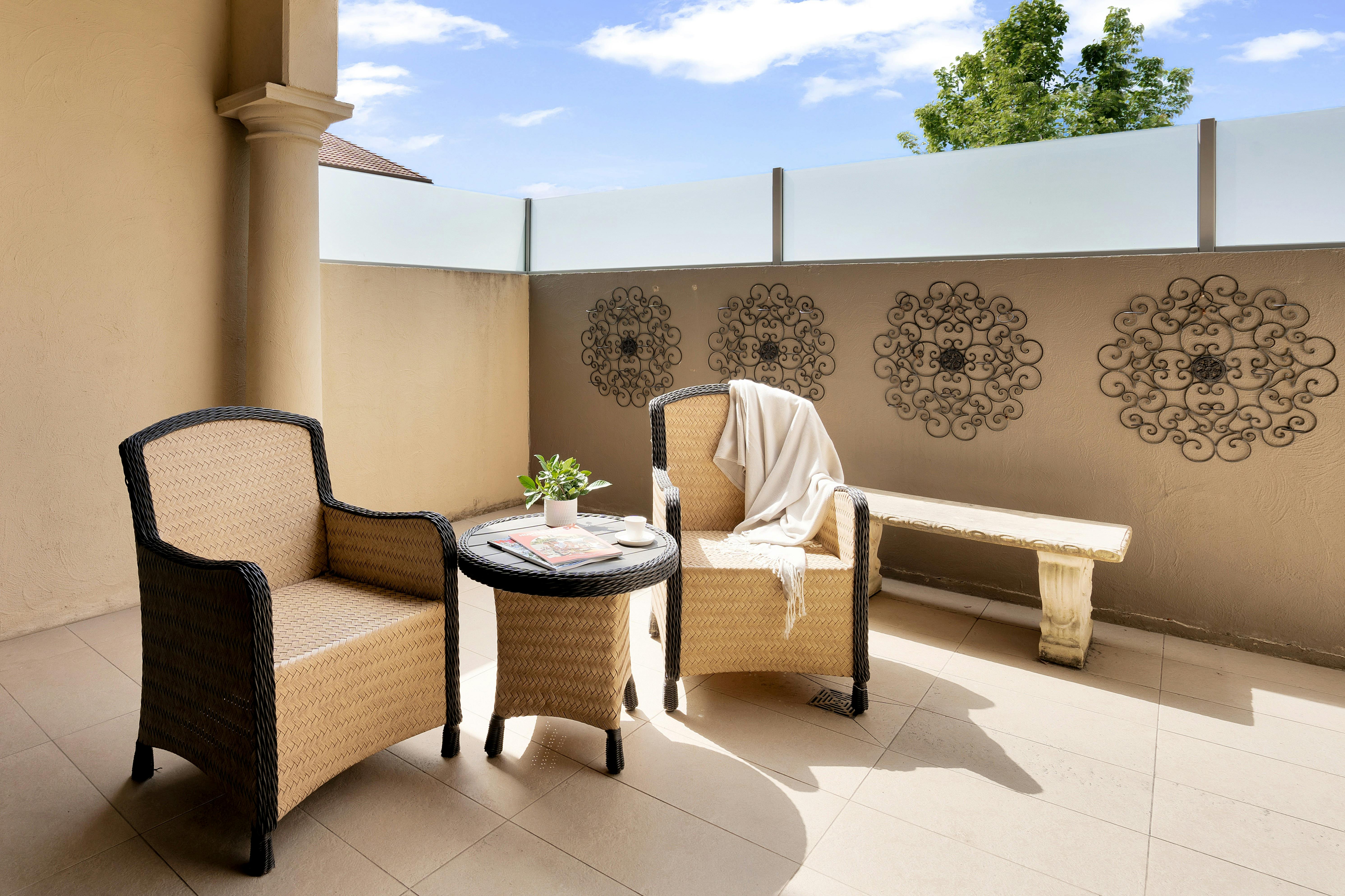 Spa Suite Private Courtyard