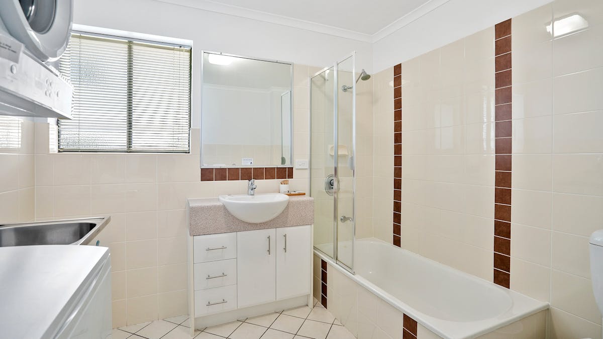 Apartments come with a washing machine and dryer. This is not included in Studio accommodation. Apartments come with a washing machine and dryer. This is not included in Studio accommodation.