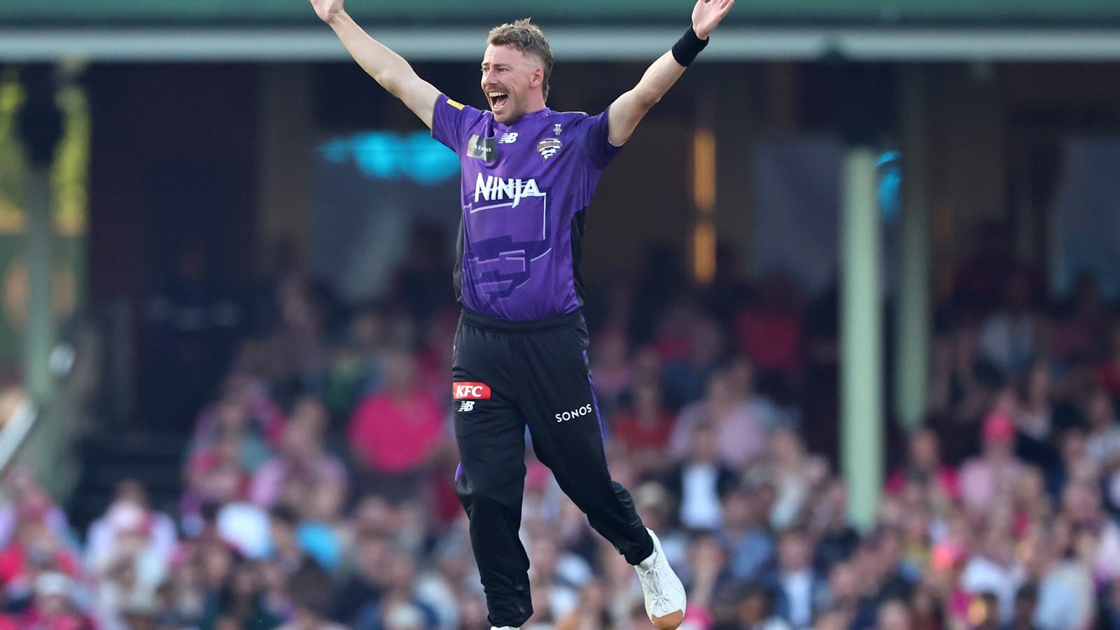 Riley Meredith - Hobart Hurricanesq