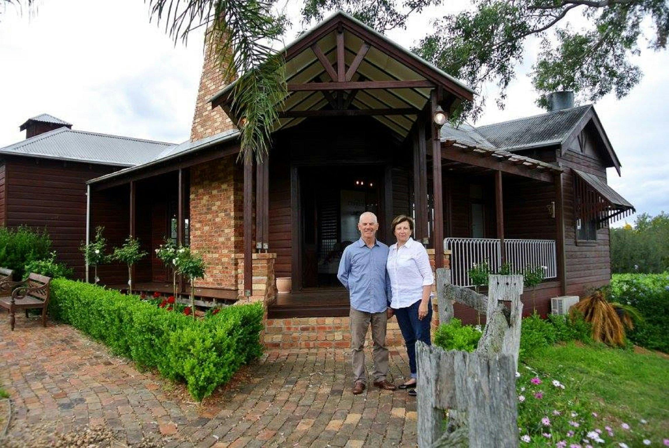 納丁和讓·布羅楚