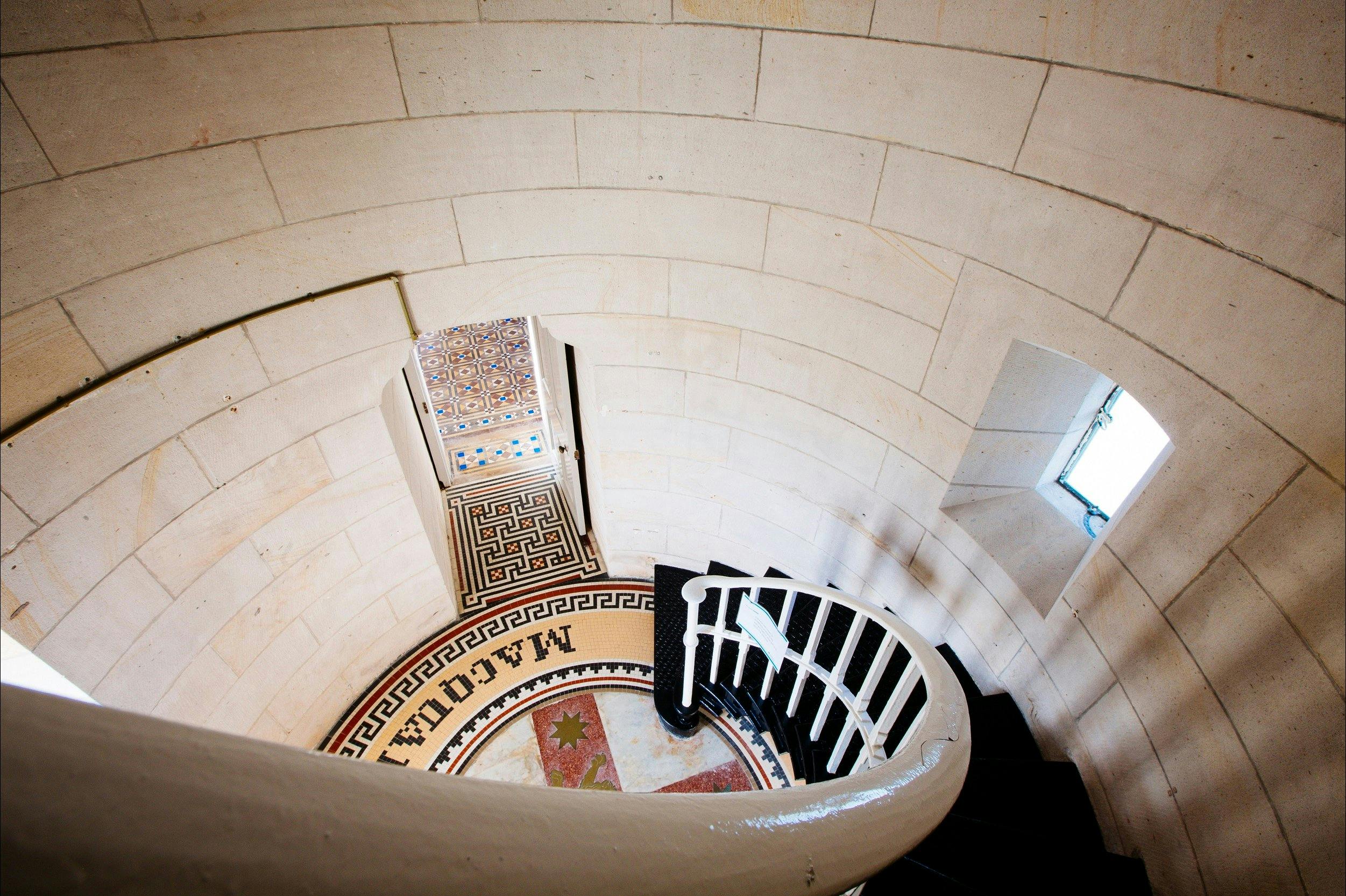 100 Stufen nach oben