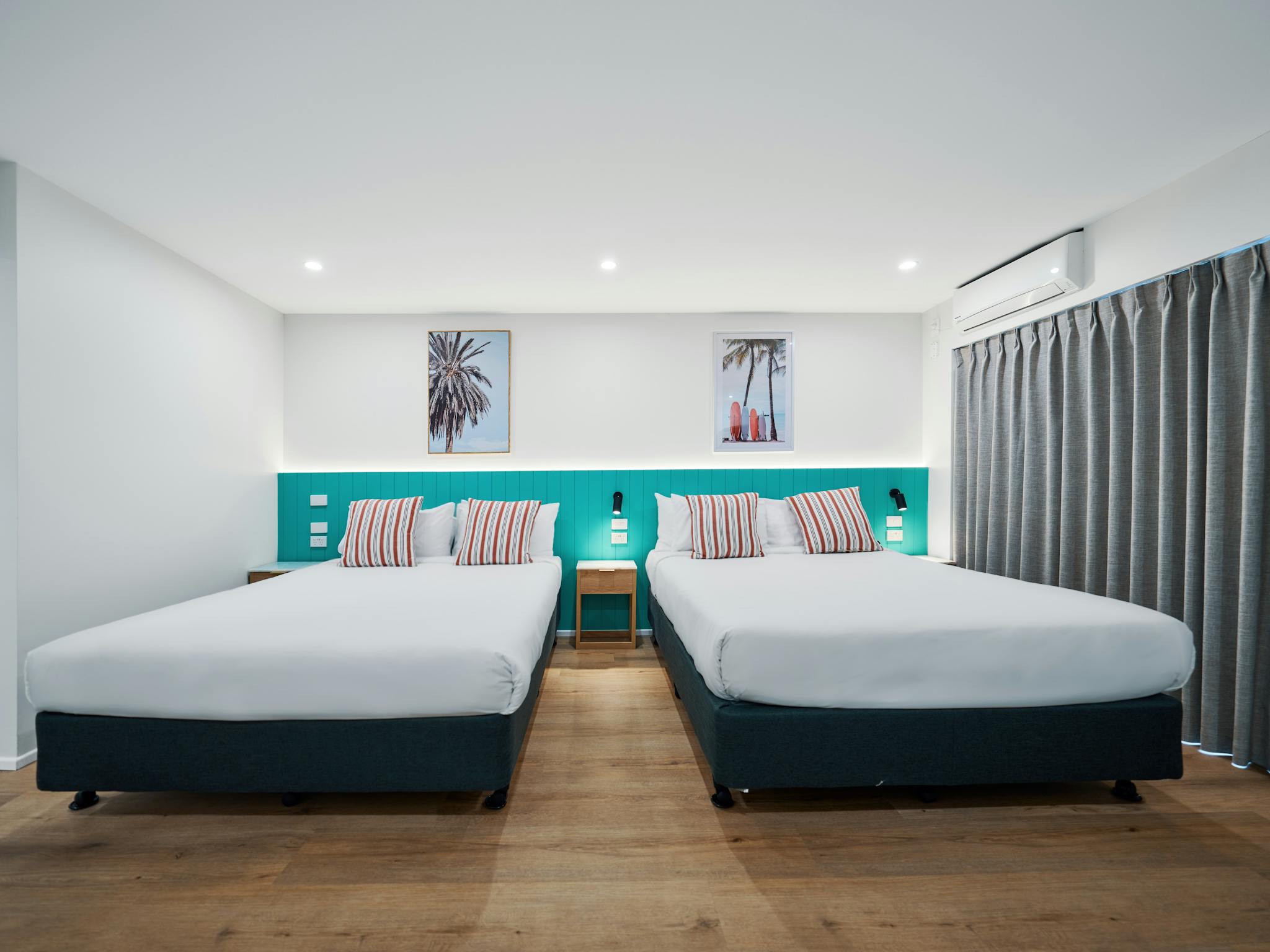 Twin Room Twin Room