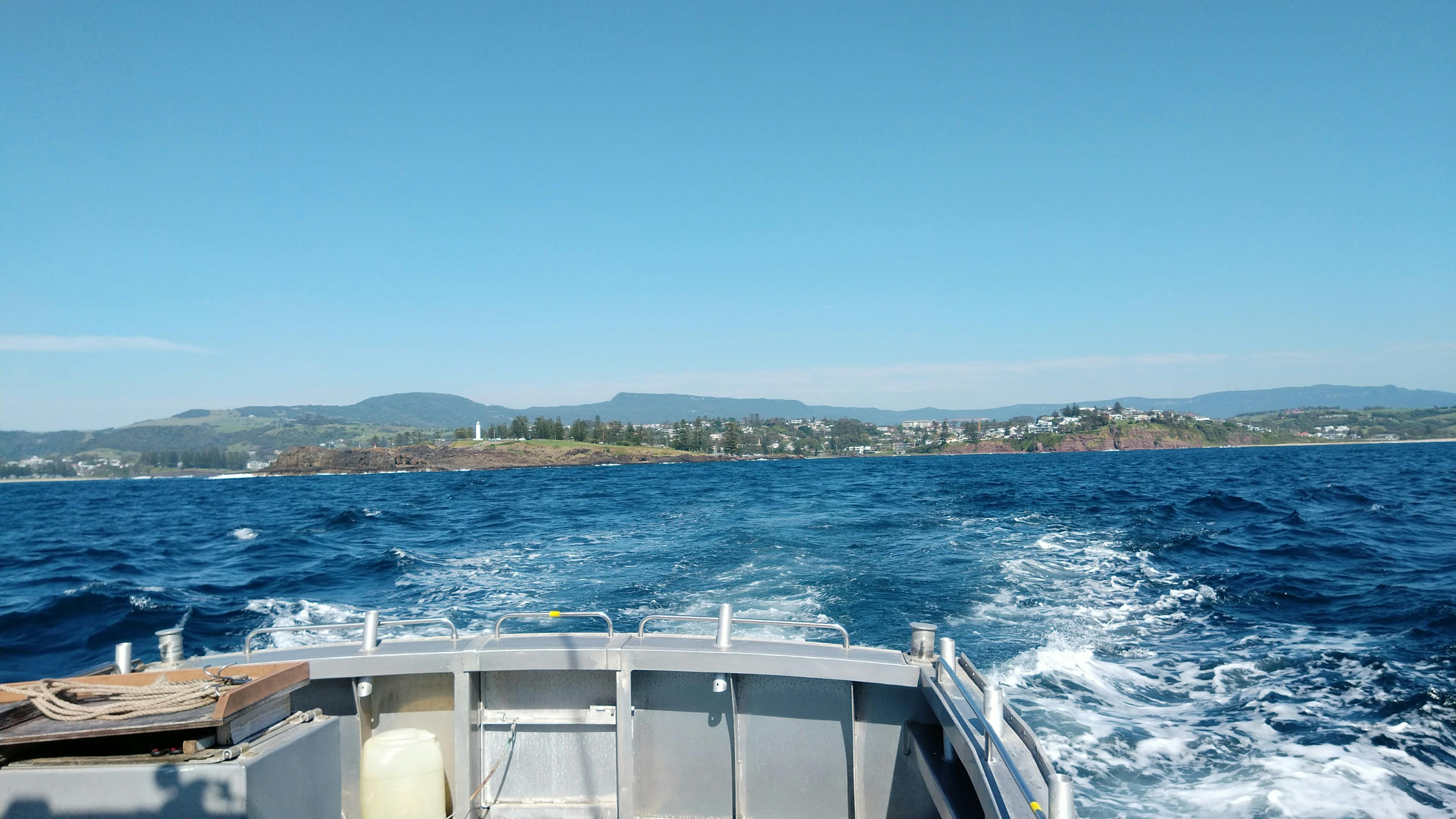 Leaving Kiama Harbour