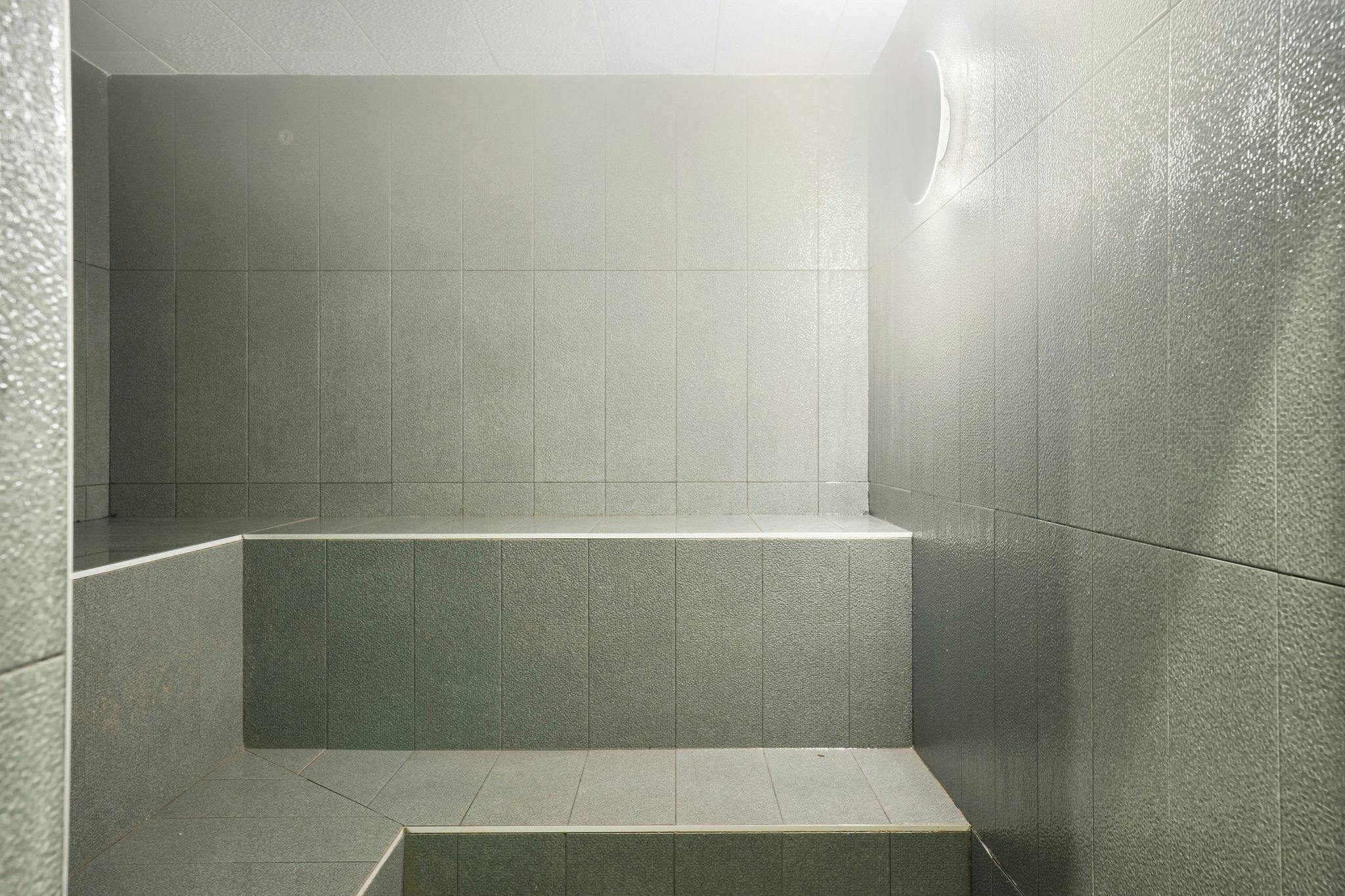 Glebe Bathhouse Steam Room