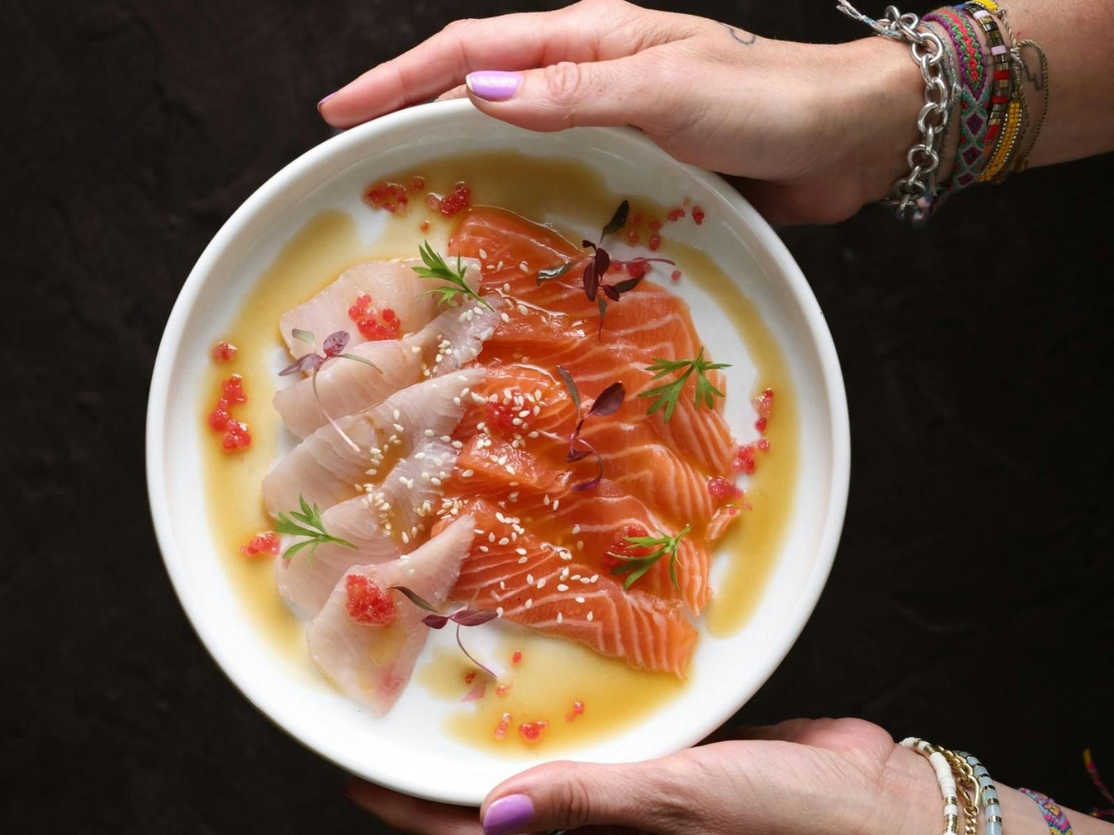 해산물 엠버 바이런 베이