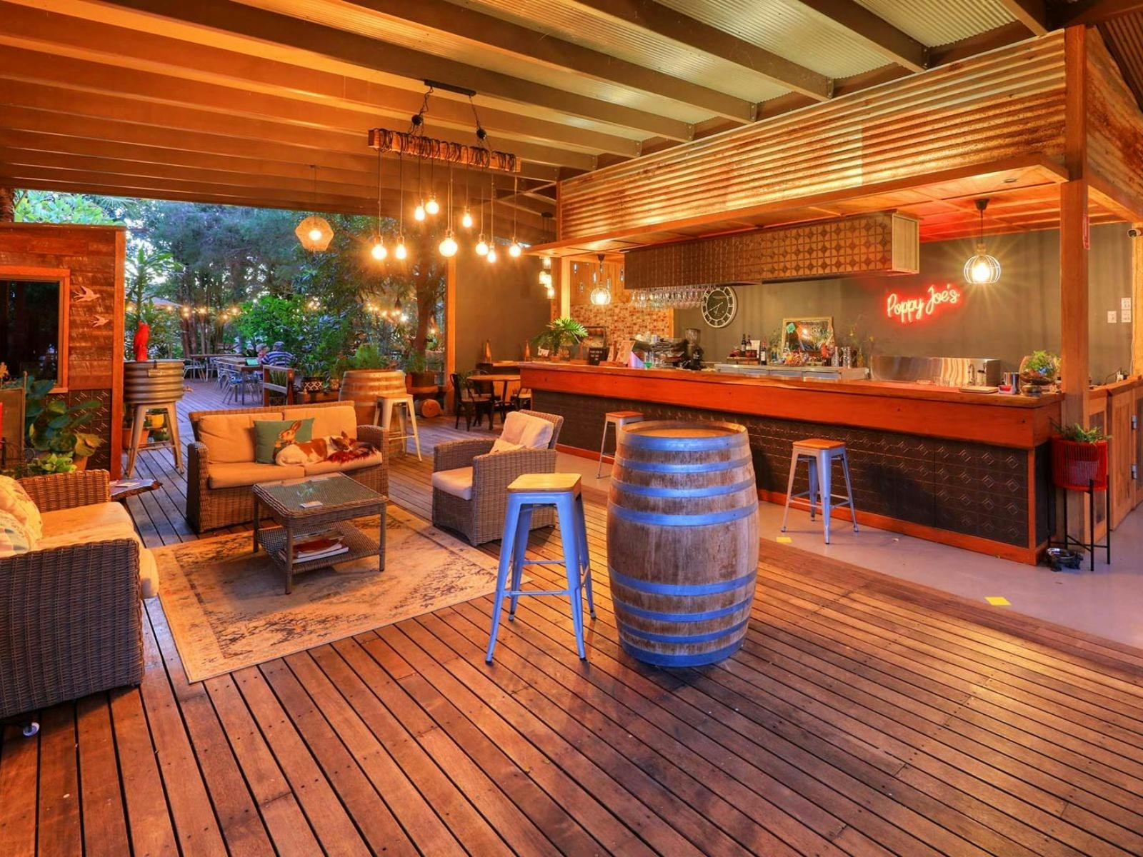 Bar & Restaurant onsite