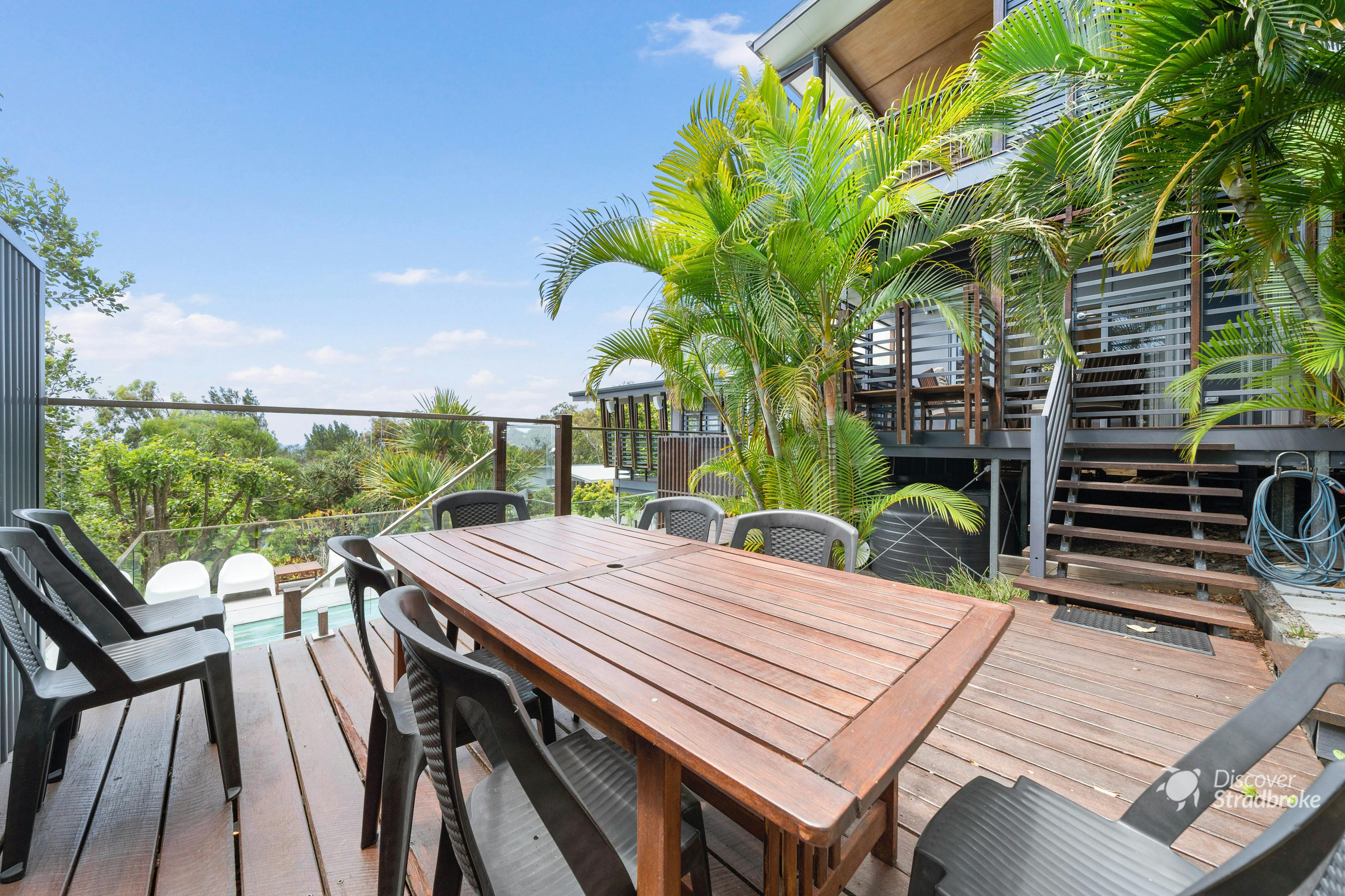 Sefveral outdoor areas to enjoy