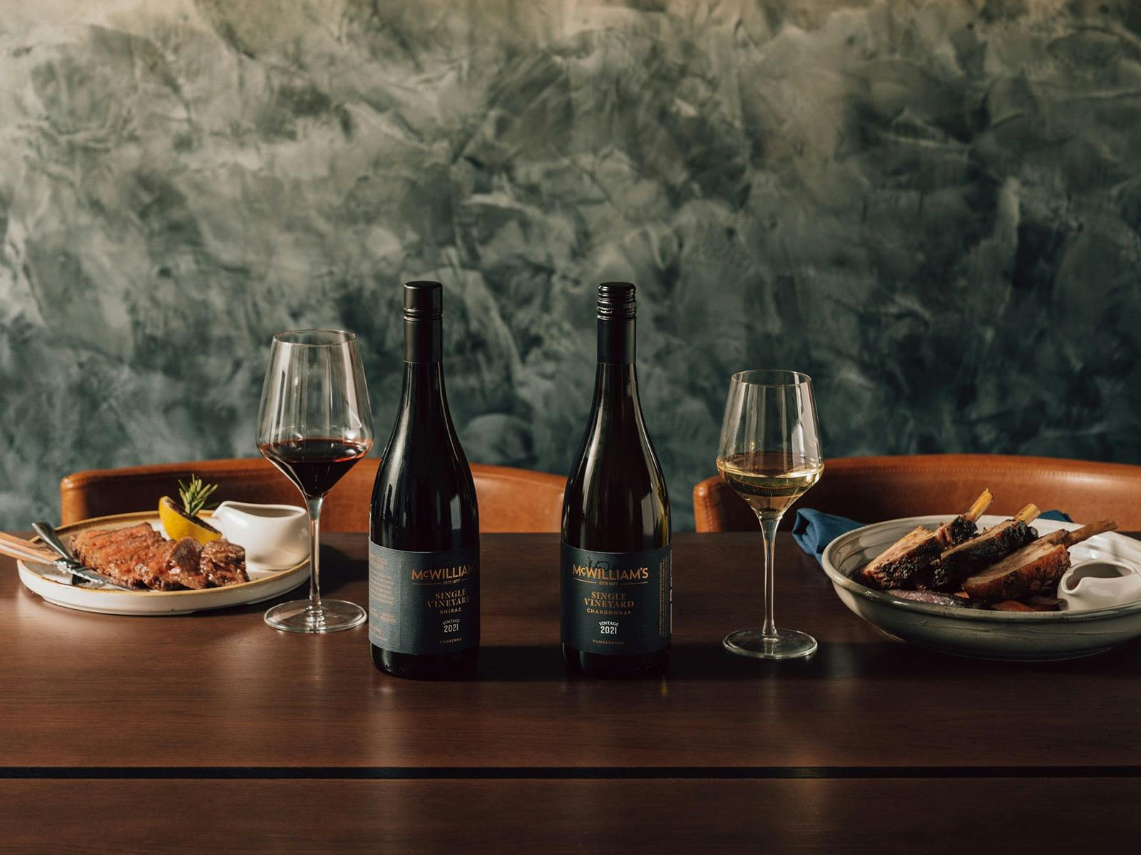 Bull & Bell Restaurant food & wine