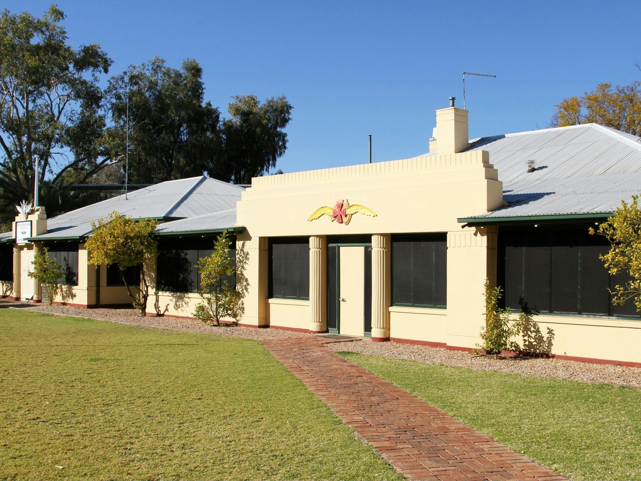 Royal Flying Doctor Service Alice Springs Tourist Facility & Museum