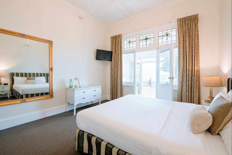 Seafront 4 Bedroom